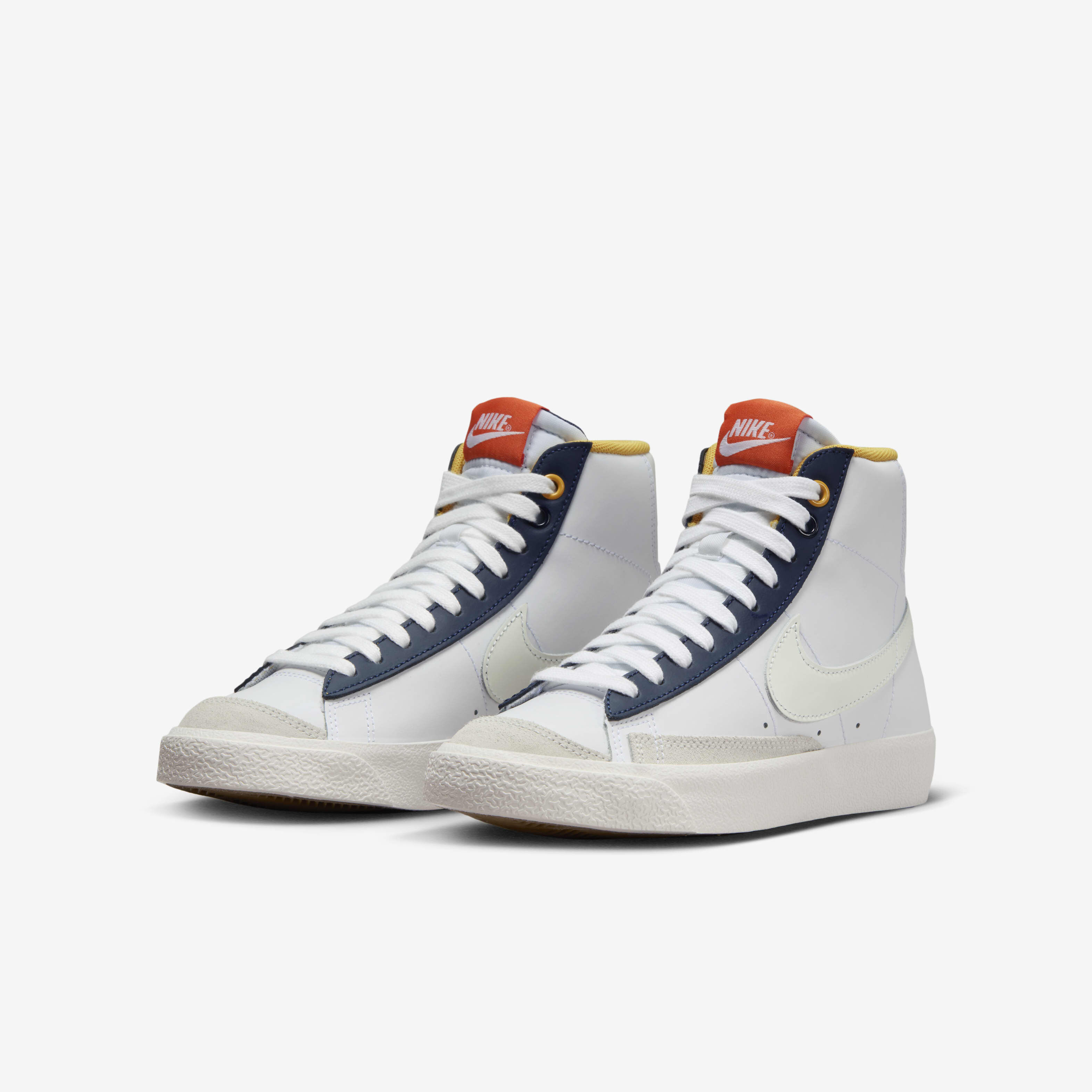 Nike Blazer Mid '77 image number 4