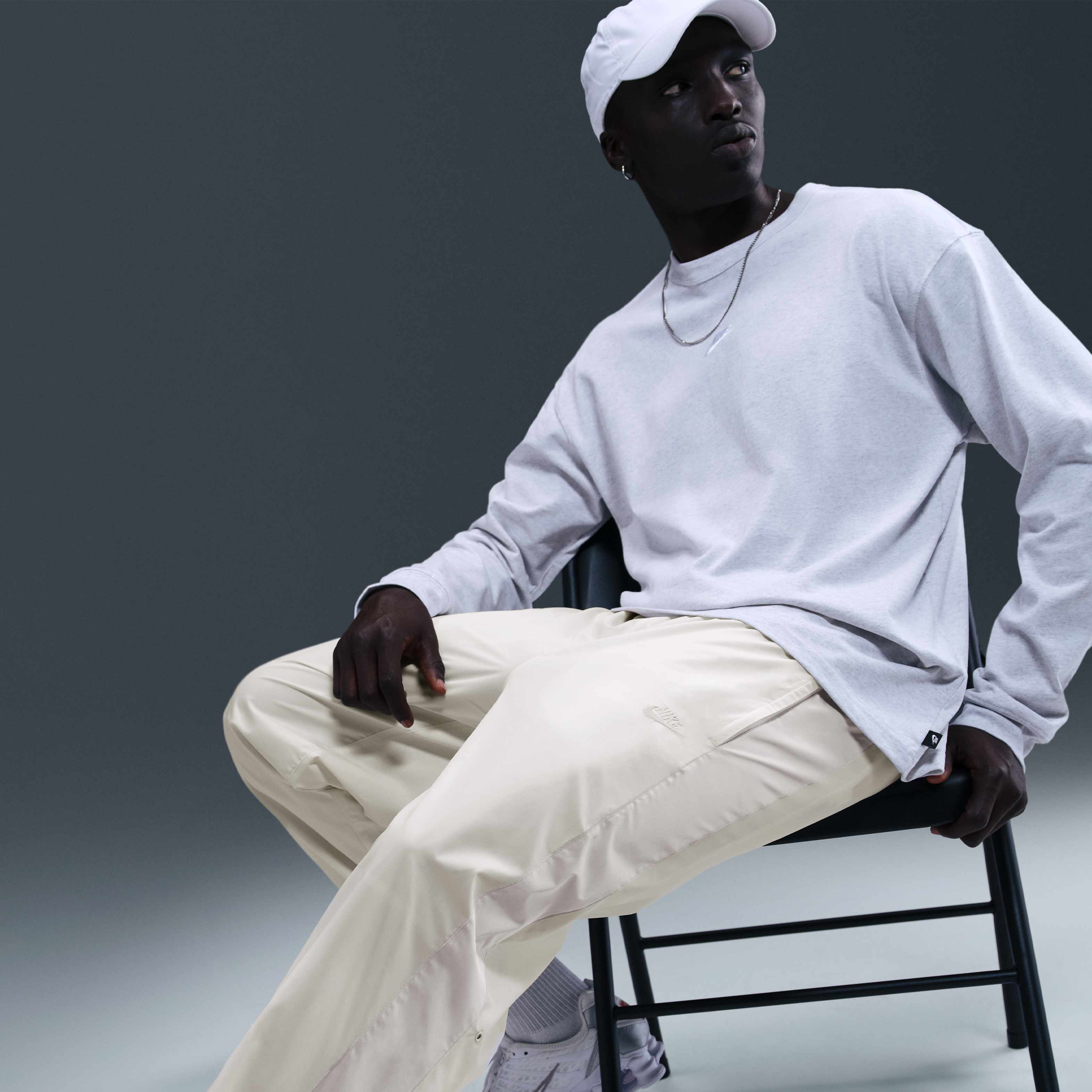 Nike Windrunner image number 4