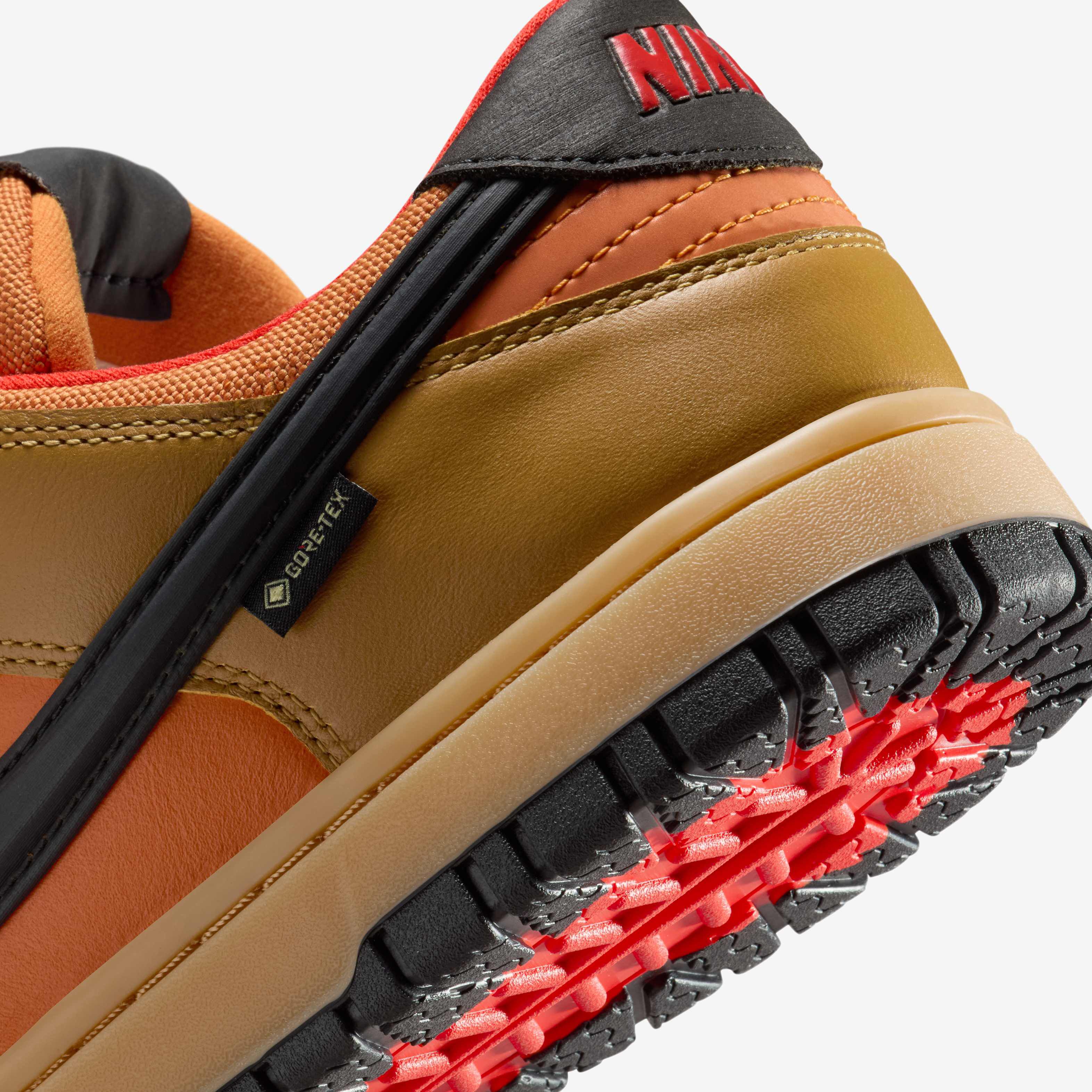 Nike Dunk Low GORE-TEX image number 7