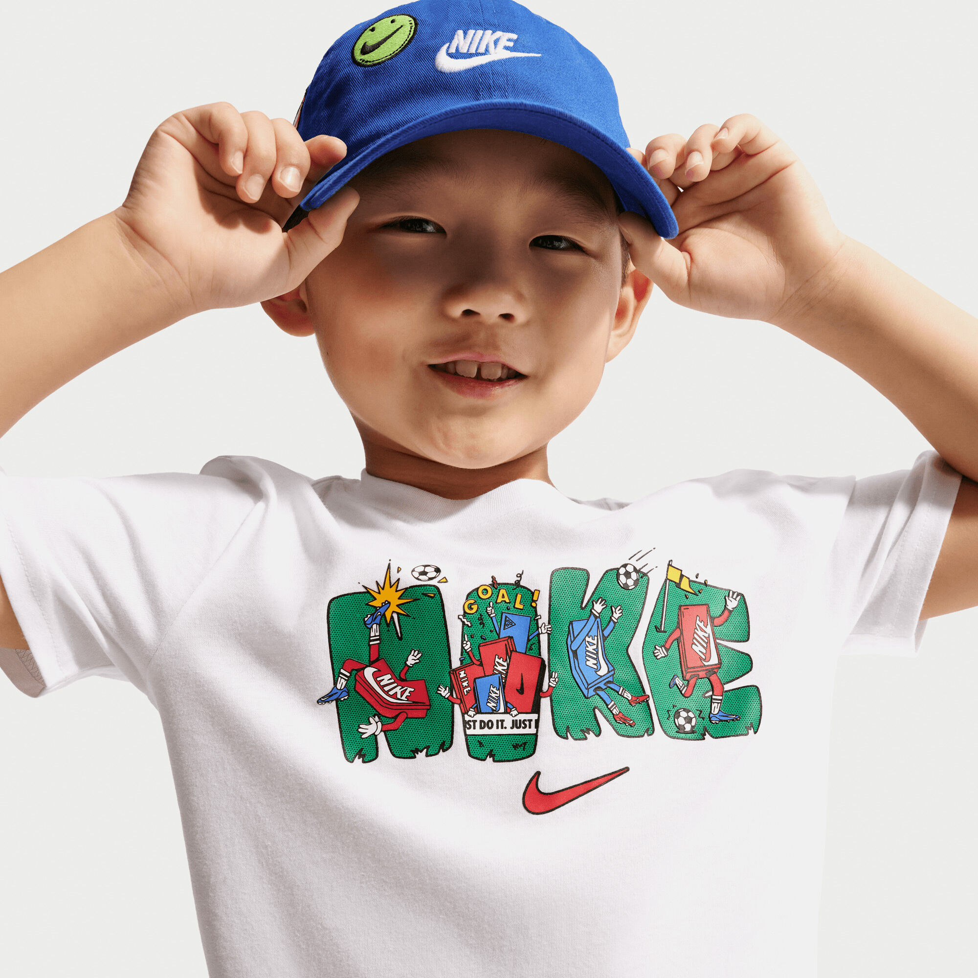 Nike image number 4