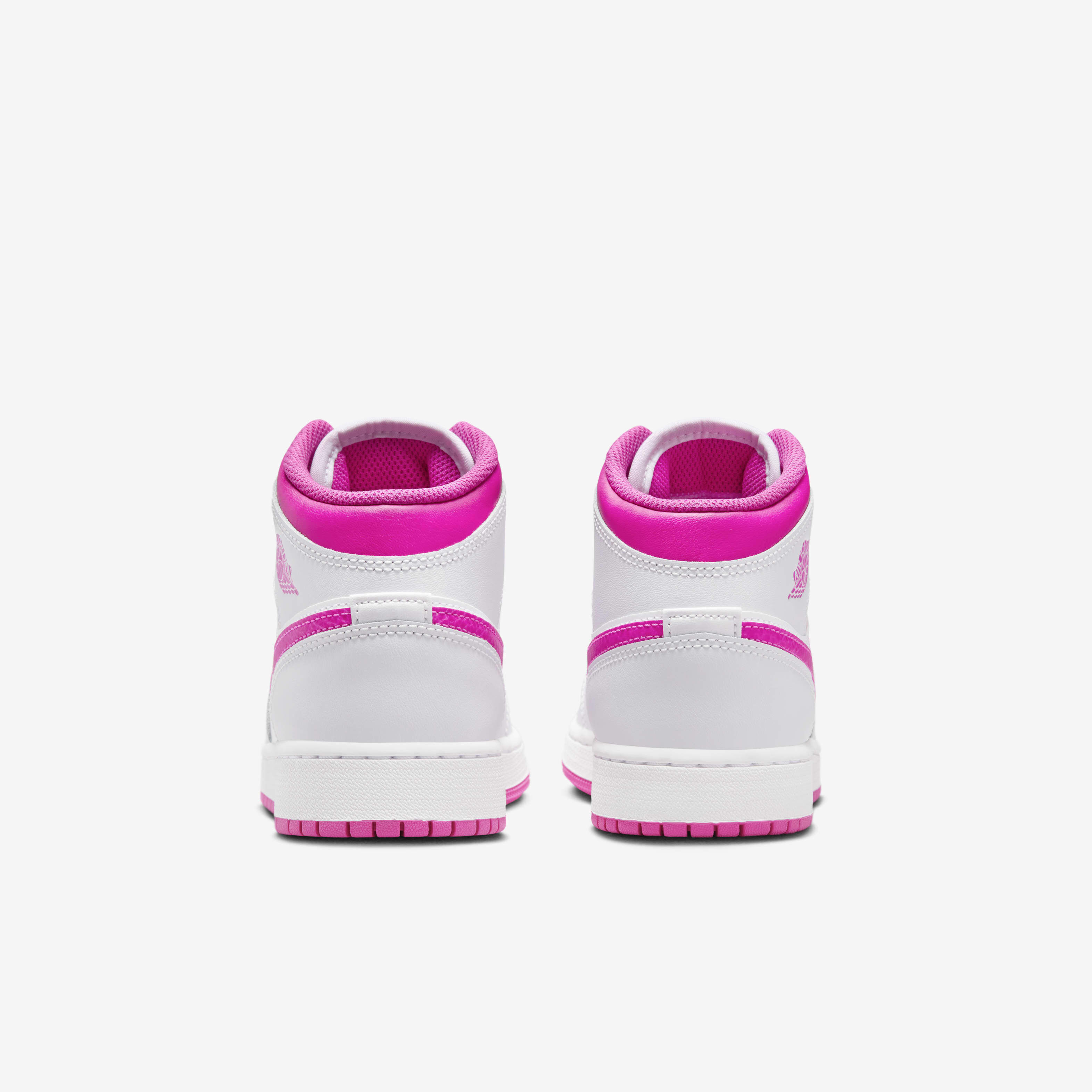 اير جوردن 1 ميد image number 5