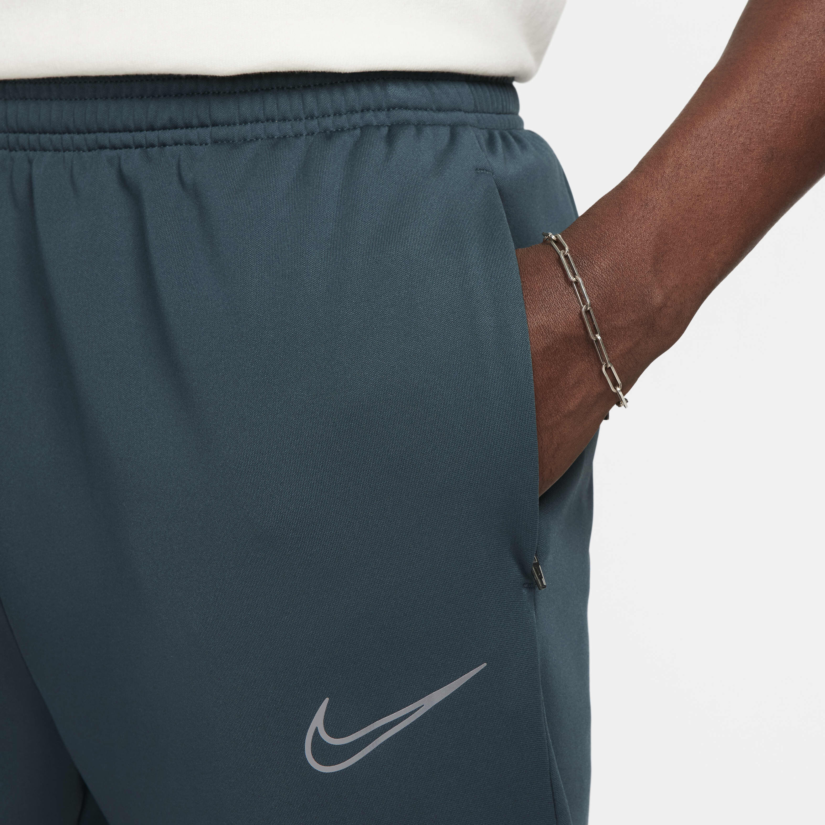 نايكي أكاديمي وينتر وورير image number 3