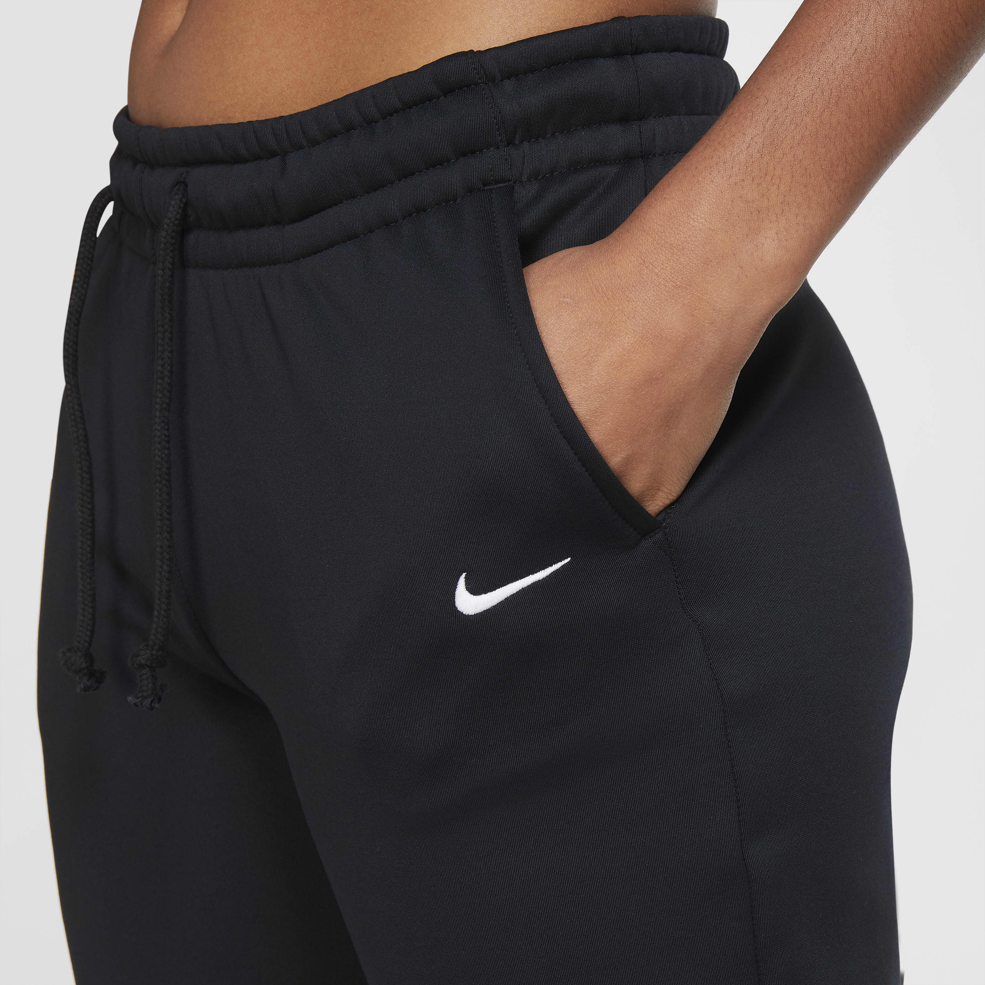 Nike Therma image number 2