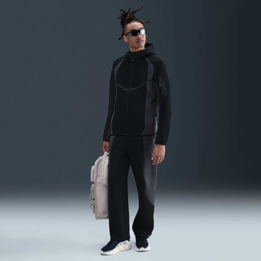 New In-Nike, Nike Tech, Men's Colour-Block Open-Hem Fleece Trousers