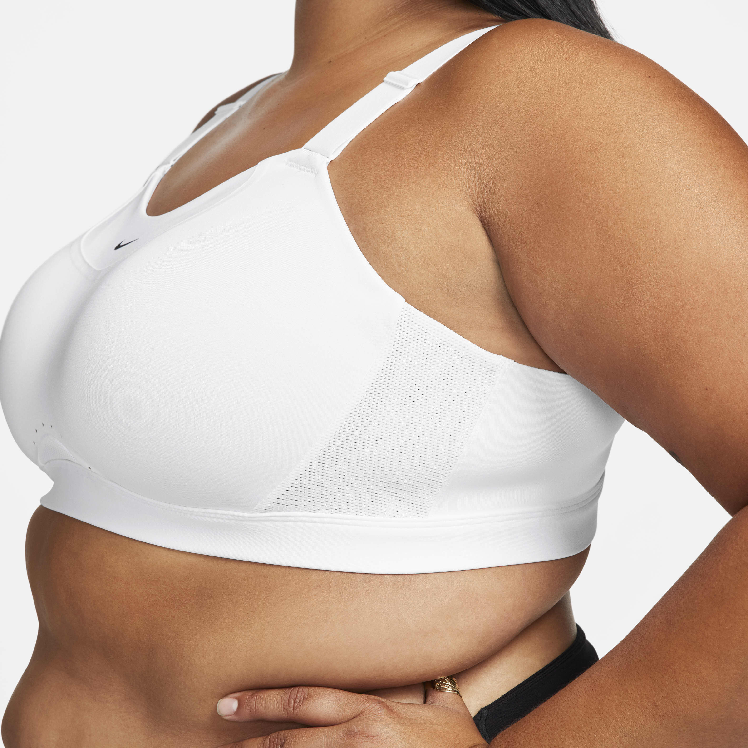 نايكي ألفا image number 9