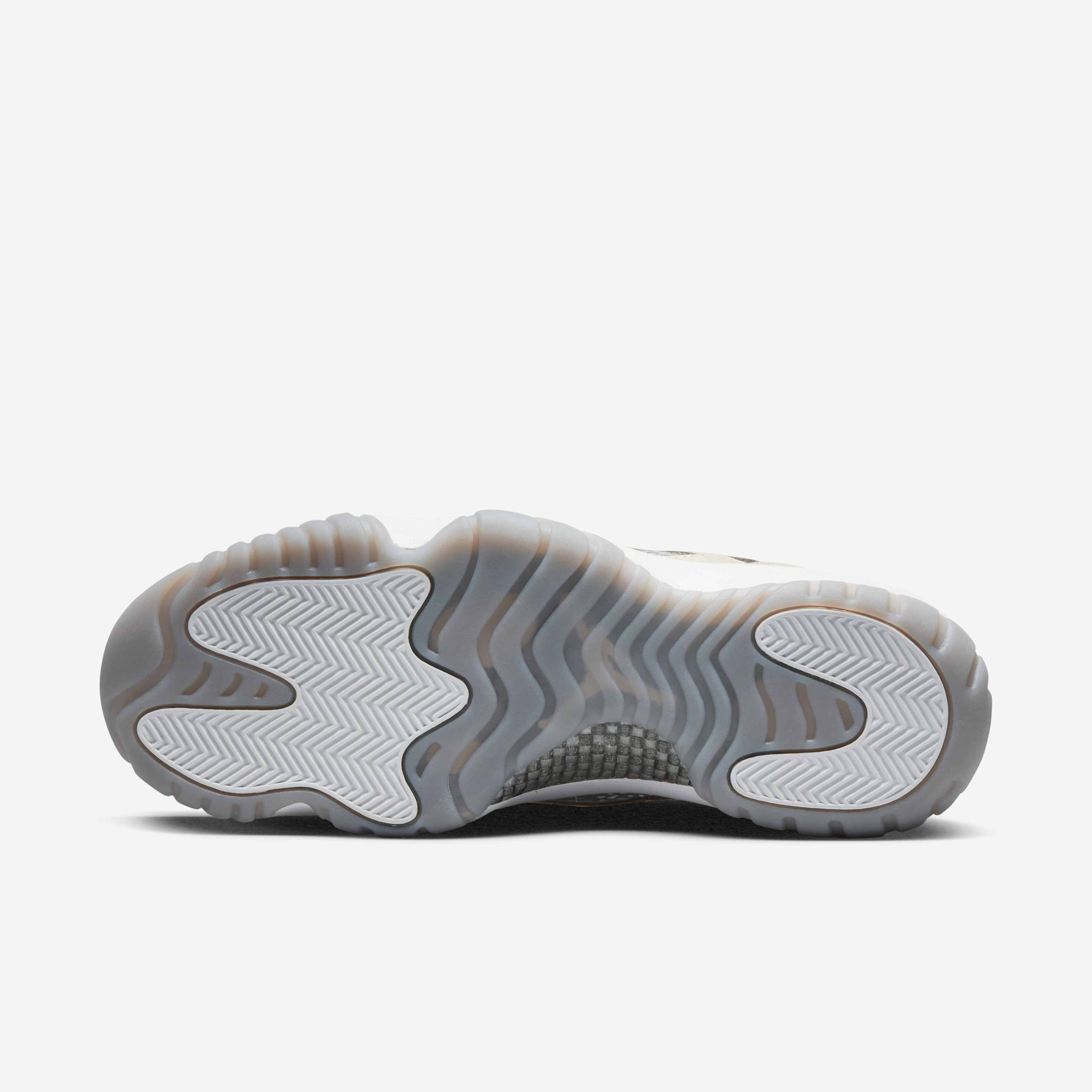 اير جوردن 11 ريترو لو IE image number 1