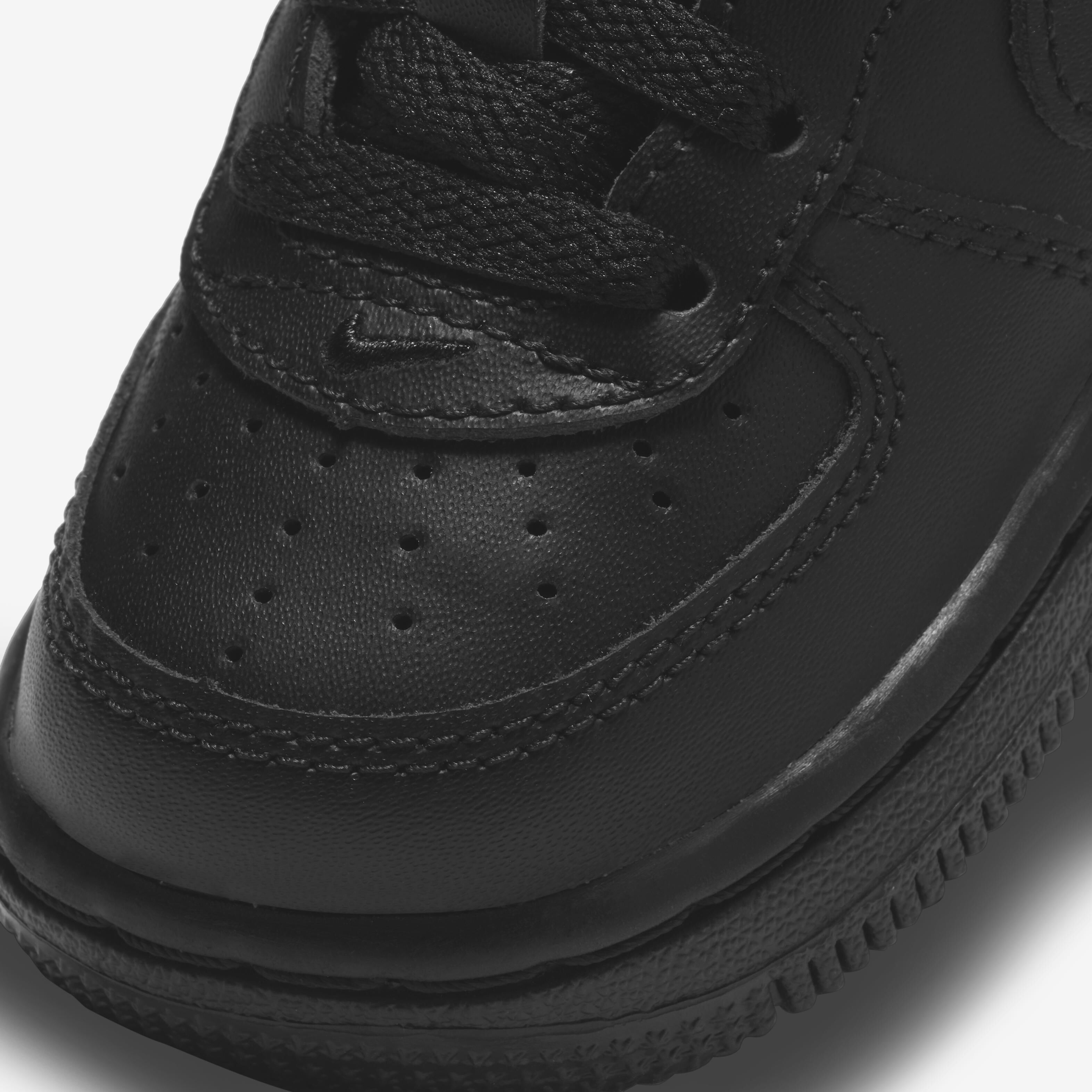Nike Force 1 LE image number 6