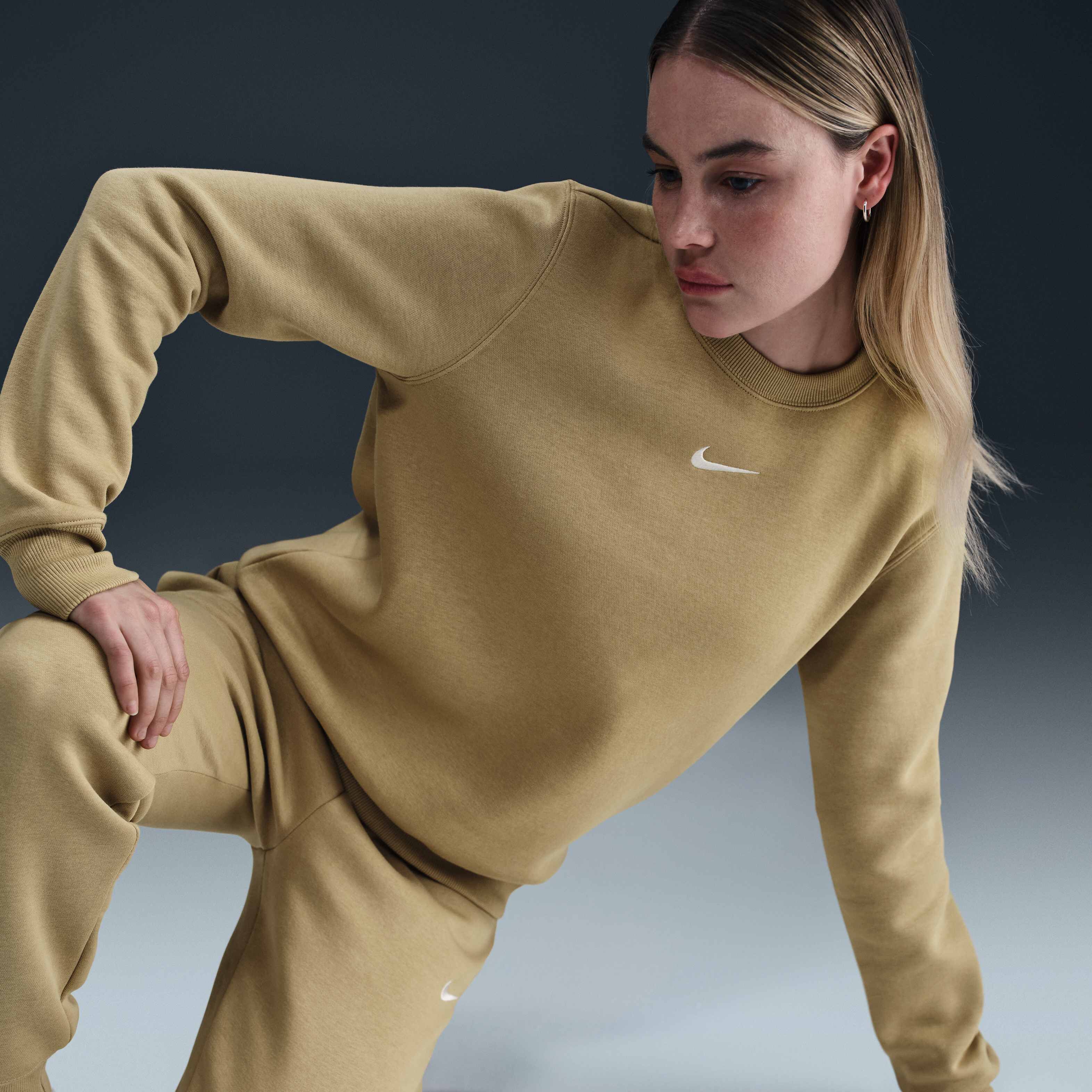 Nike Sportswear Phoenix Fleece image number 2