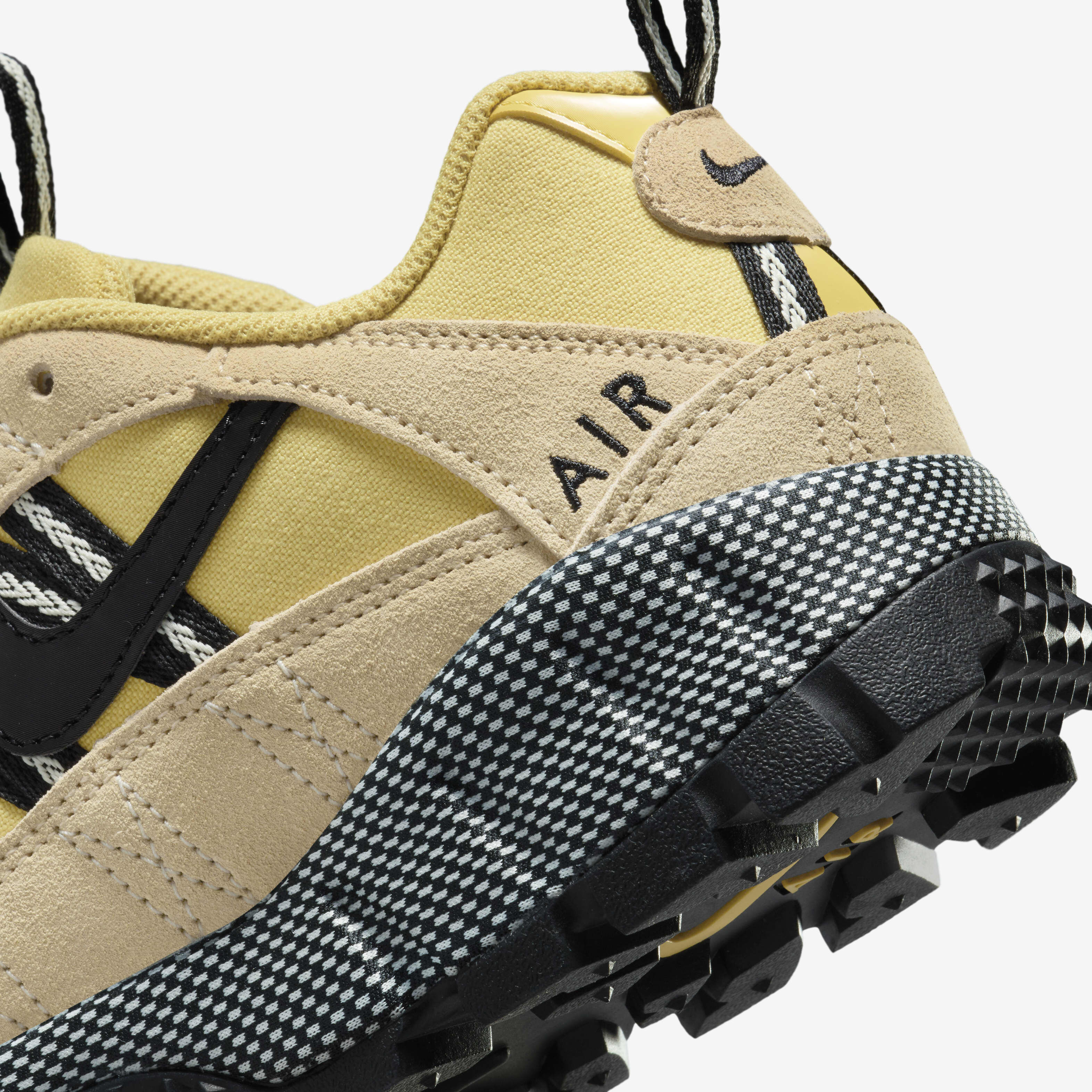 Nike Air Humara image number 7