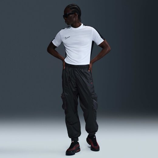 Liverpool F.C.-Nike, Liverpool F.C. Tech Special Edition, Men's Nike Football Lined Woven Pants