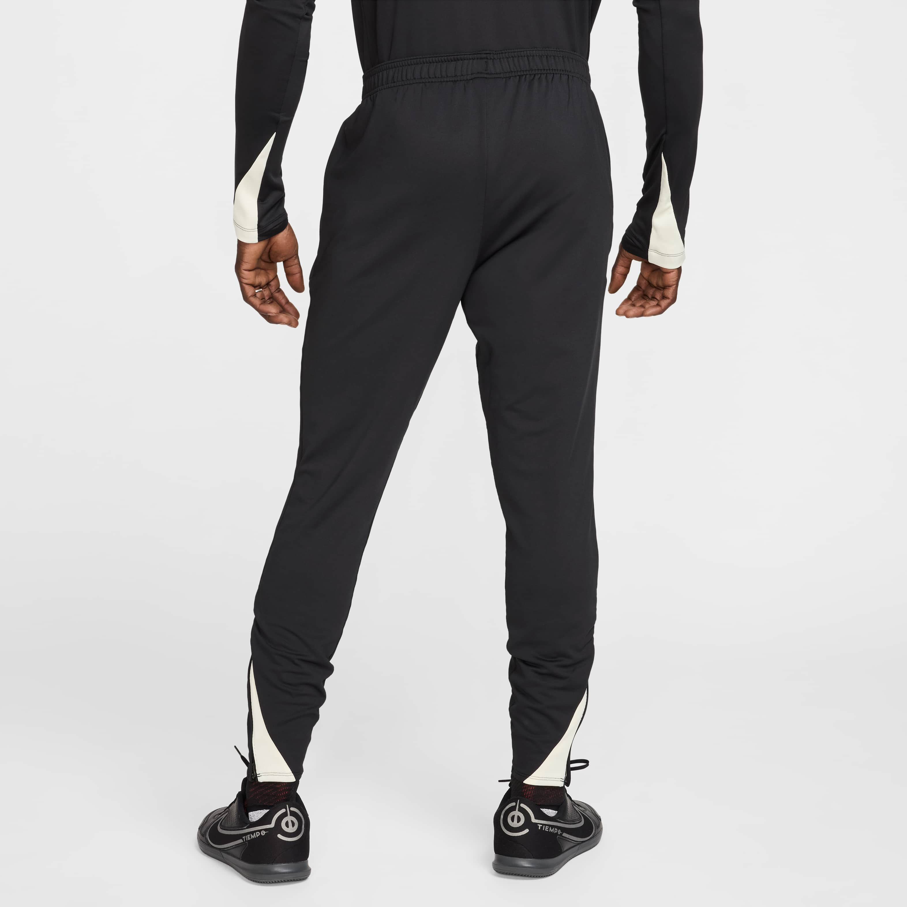 ليفربول سترايك سبيشال اديشن image number 1