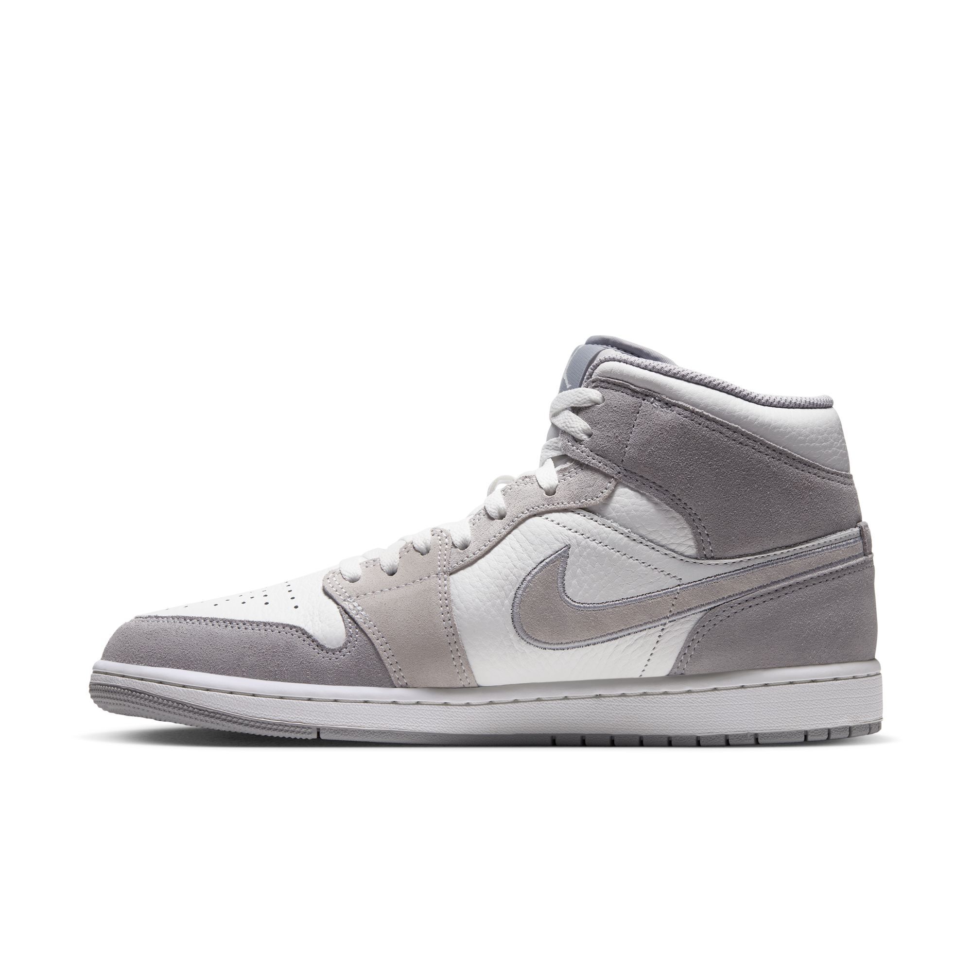 Air Jordan 1 Mid SE image number 4