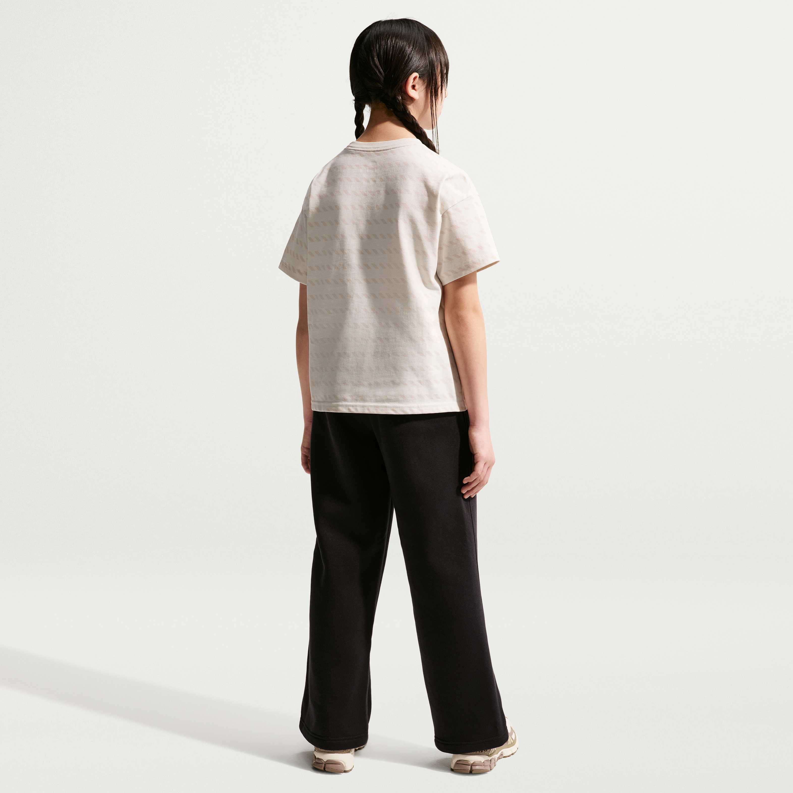 Nike Sportswear image number 4