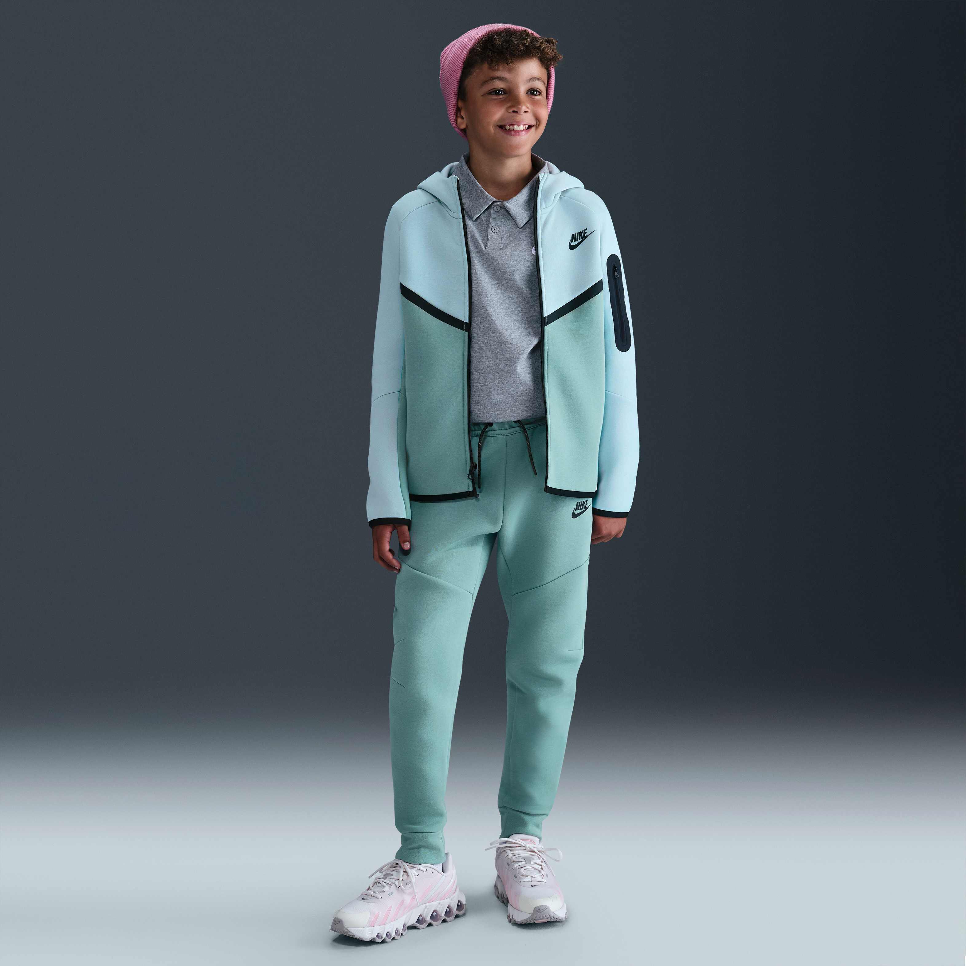 Nike Sportswear Tech Fleece image number 6