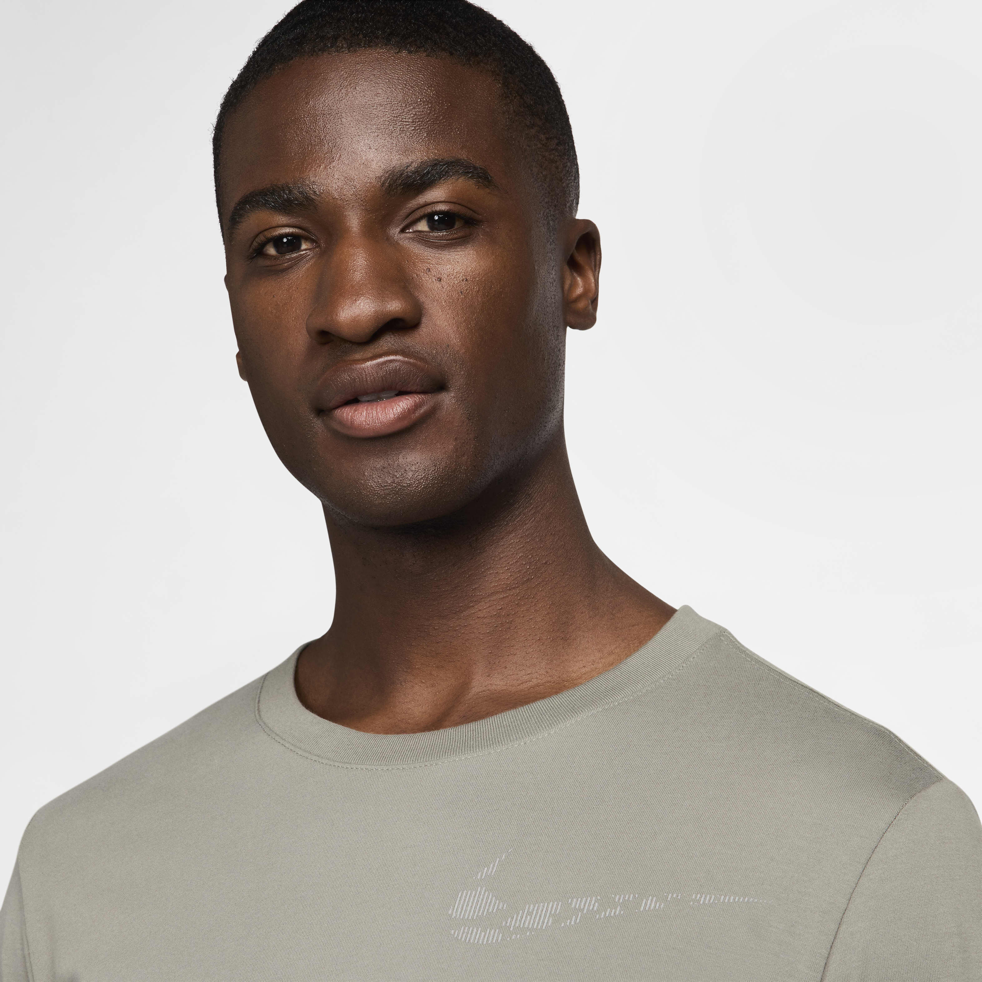 Buy Nike Running Division Men s Dri FIT Running T Shirt Nike Qatar Official