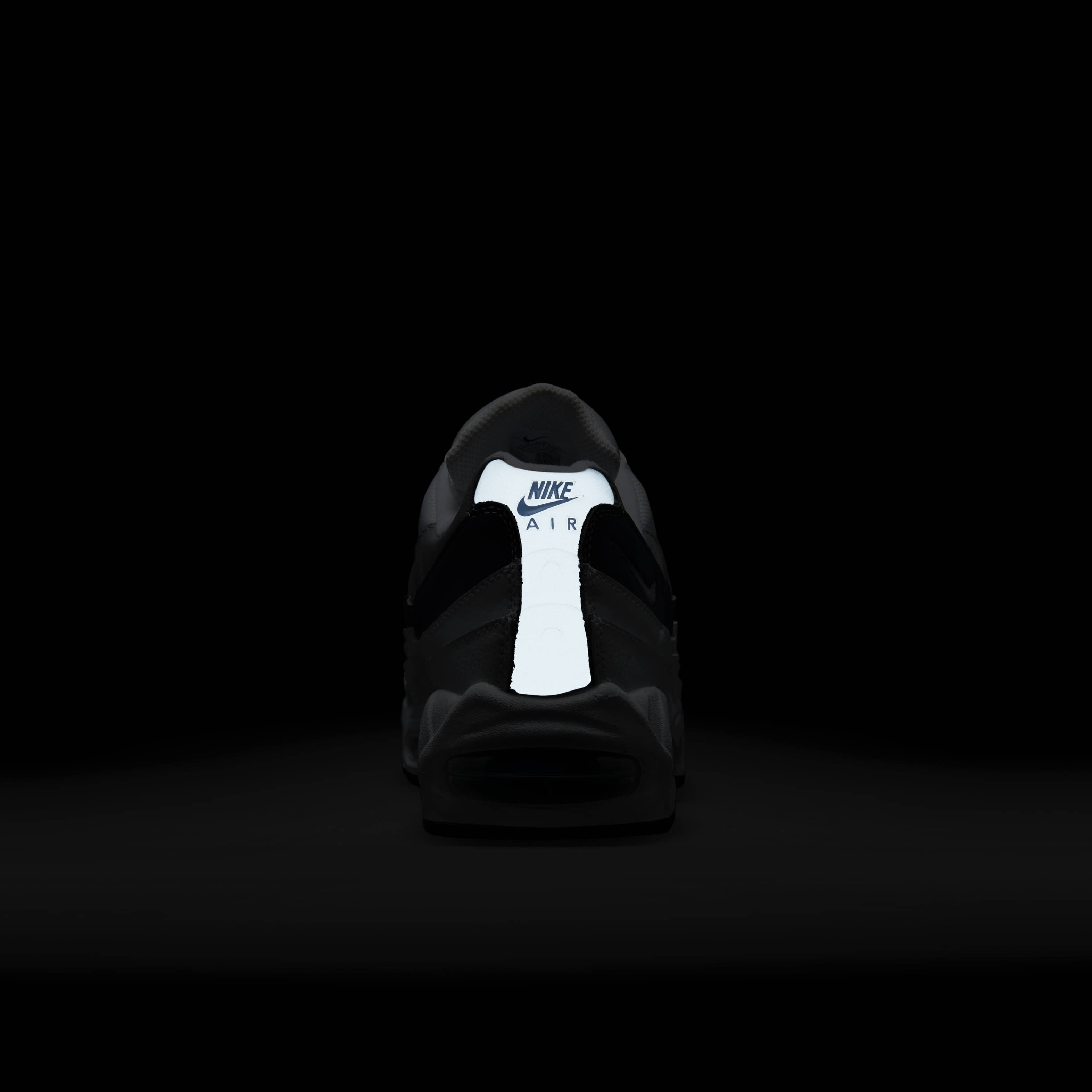 Nike Air Max 95 image number 9