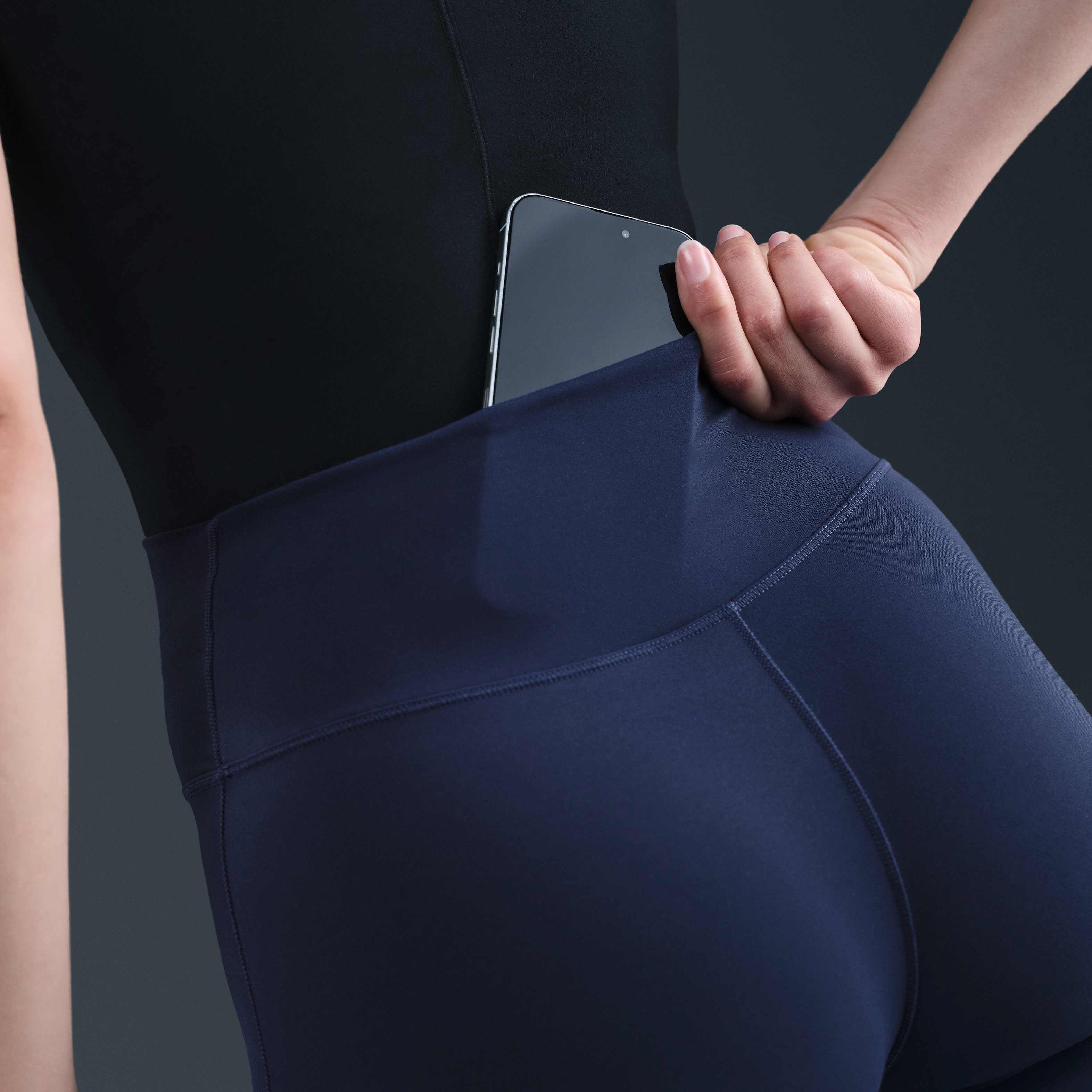 Nike One Seamless Front image number 5