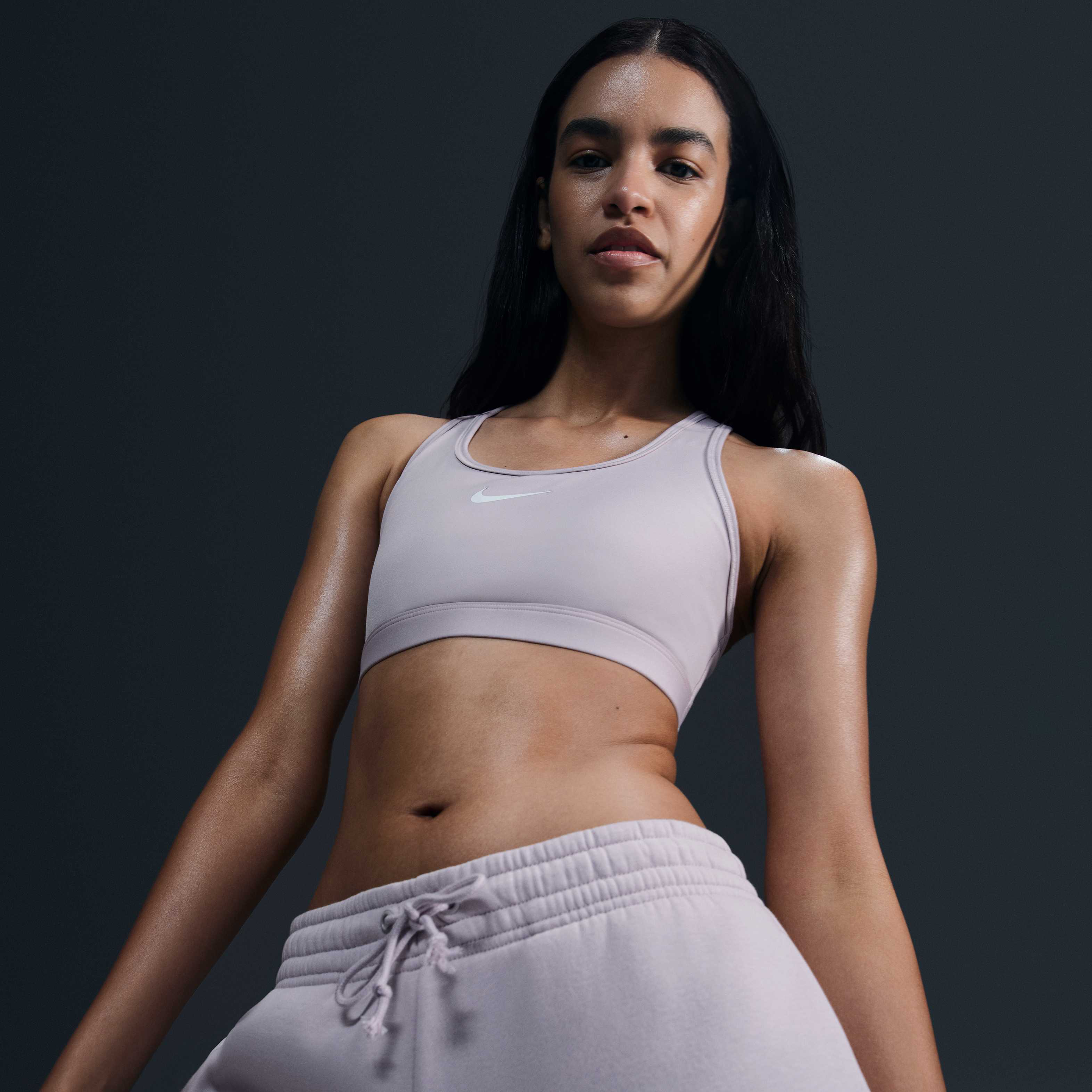 Nike Swoosh Medium-Support image number 1