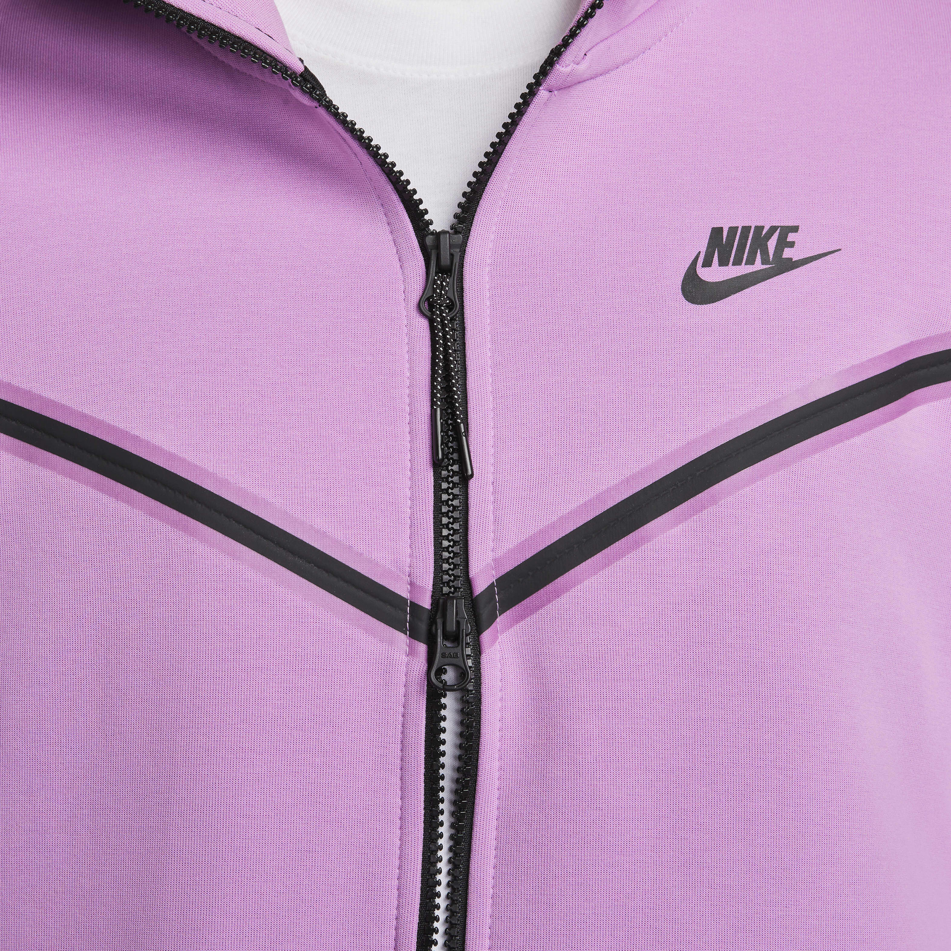 Nike Sportswear Tech Fleece image number 4