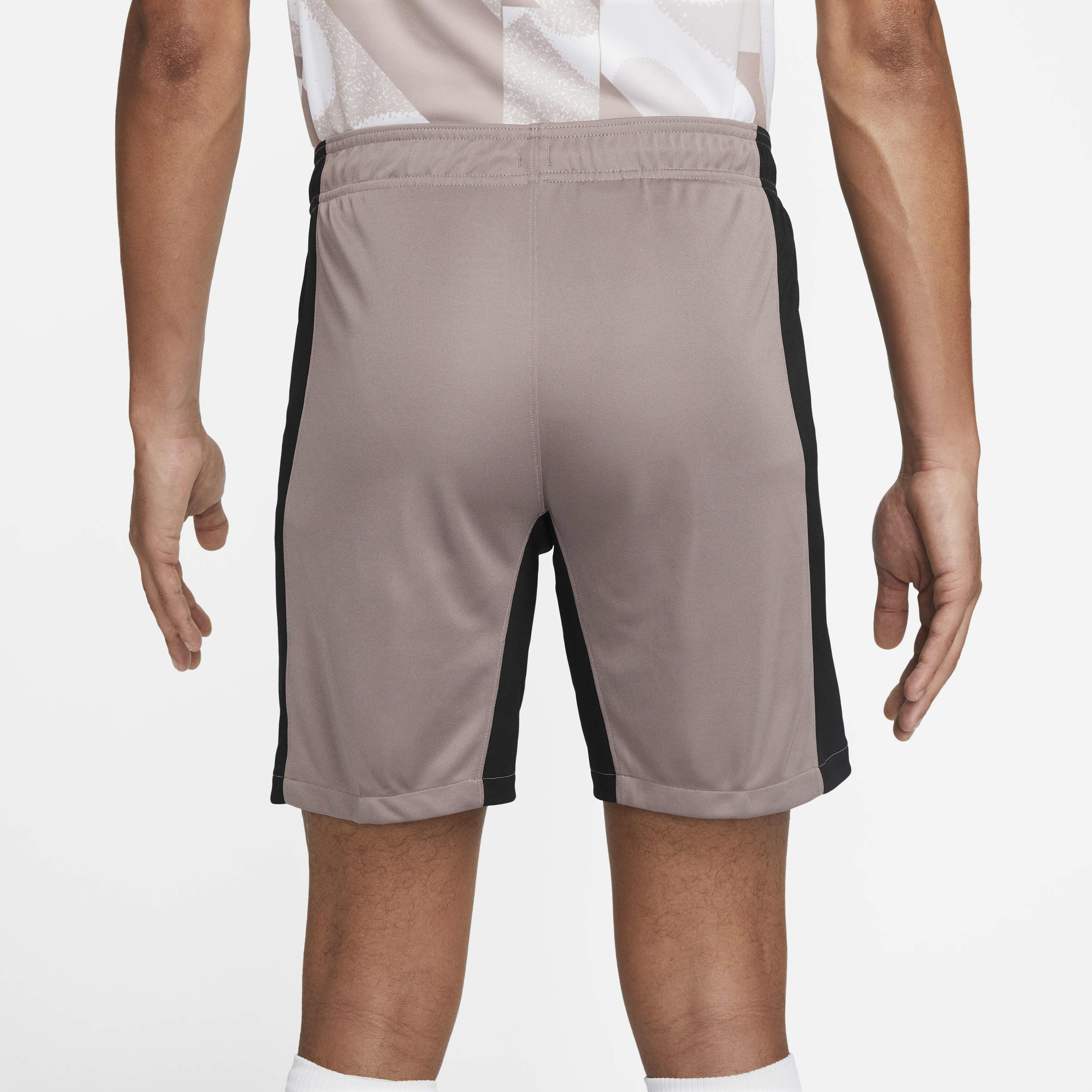 Tottenham Hotspur 2023/24 Stadium Third image number 2