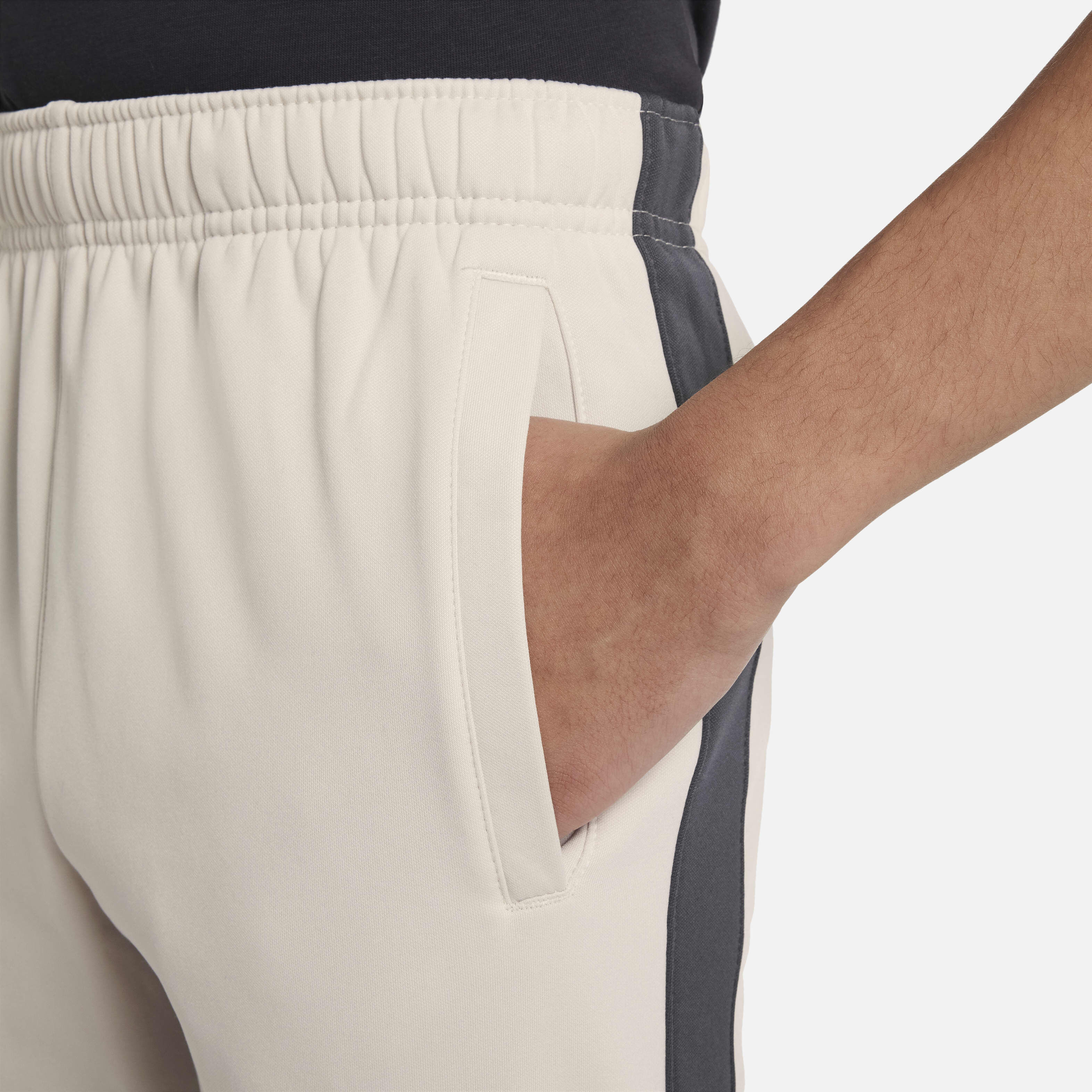 اير image number 3