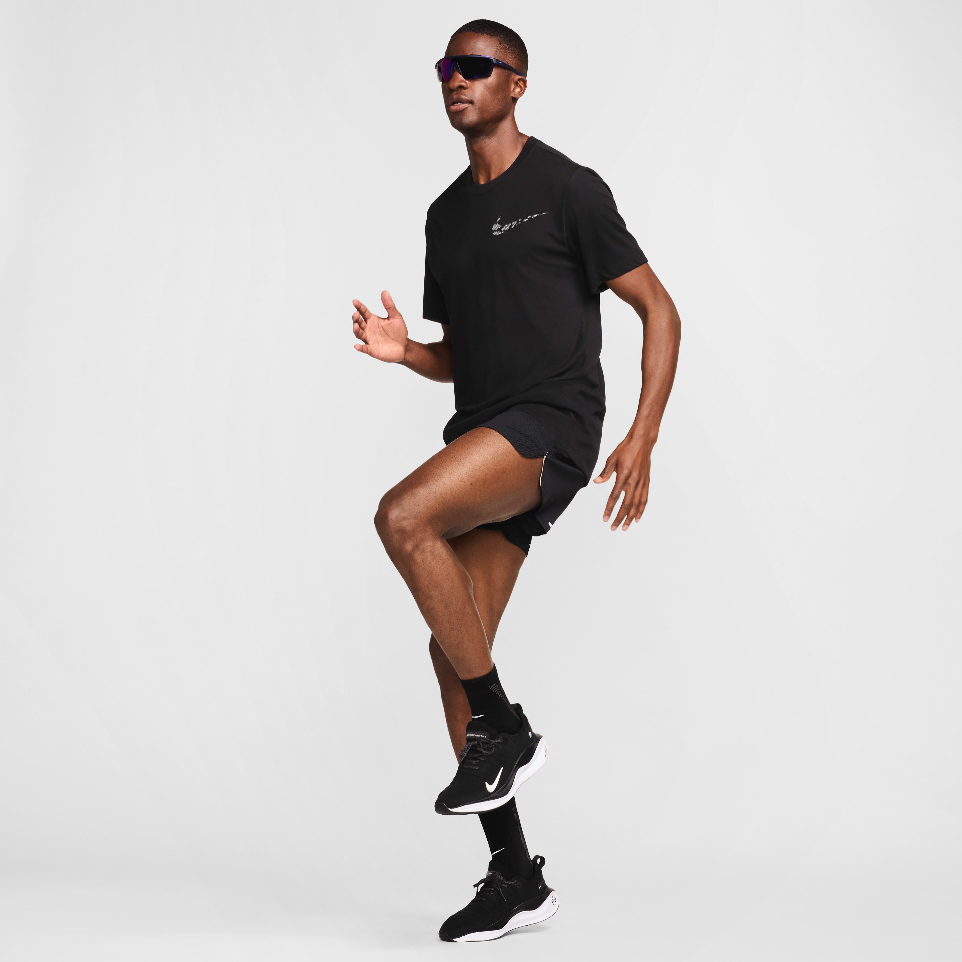 Nike Running Division image number 4