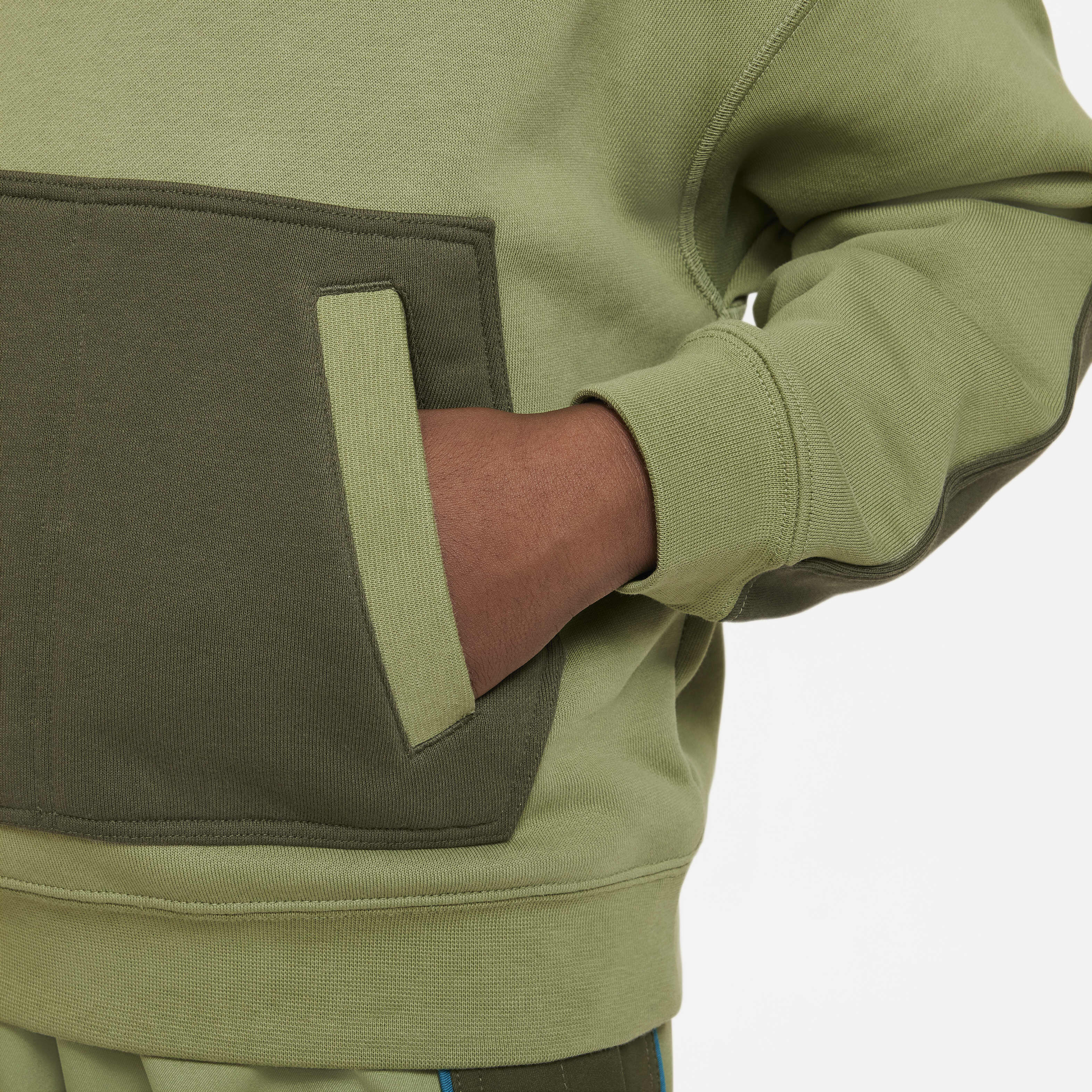 LeBron image number 3