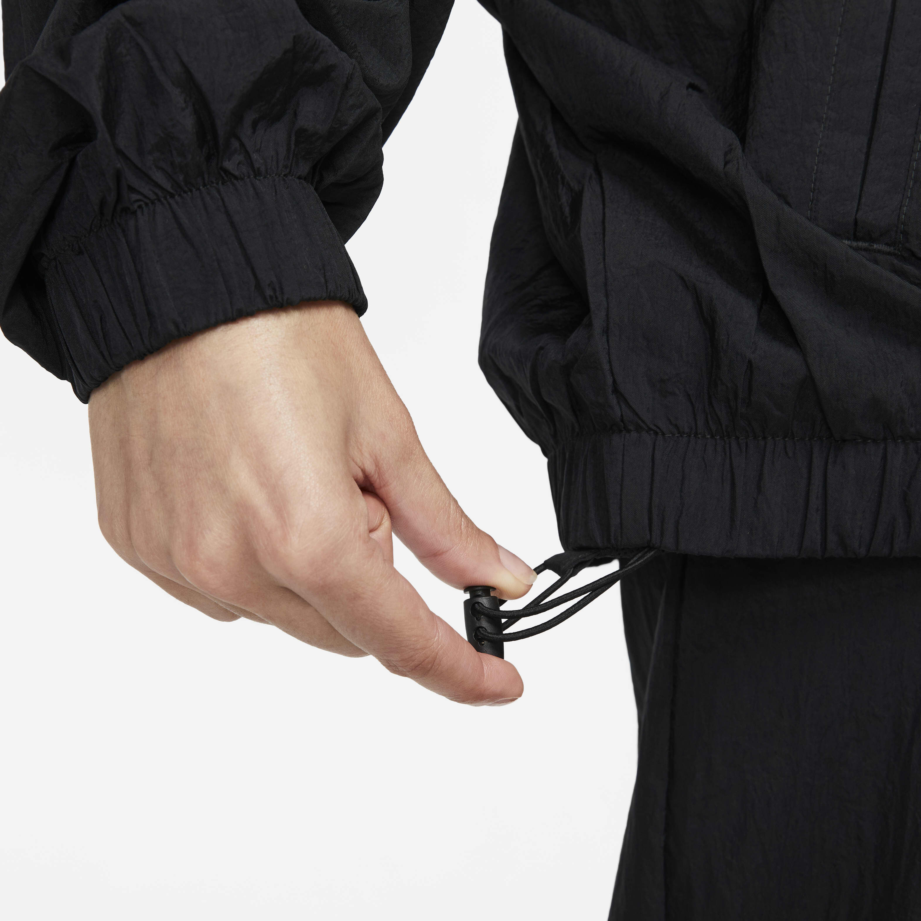 Nike Sportswear Essential Windrunner image number 4