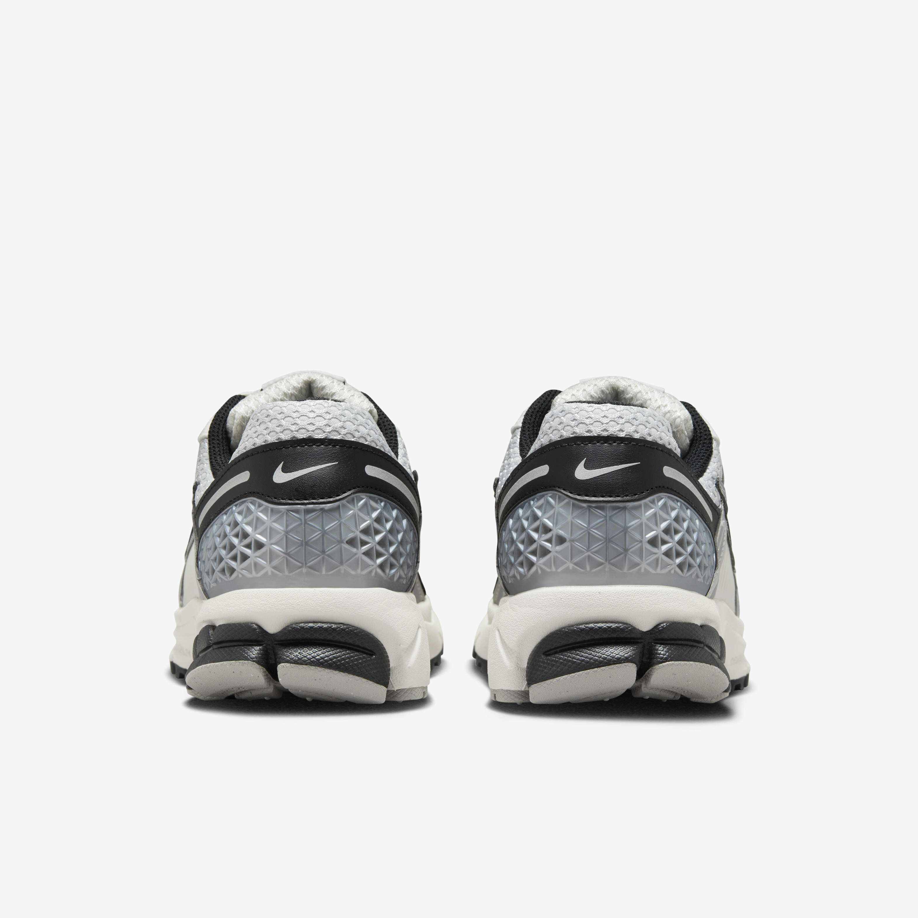 Nike Zoom Vomero 5 image number 5