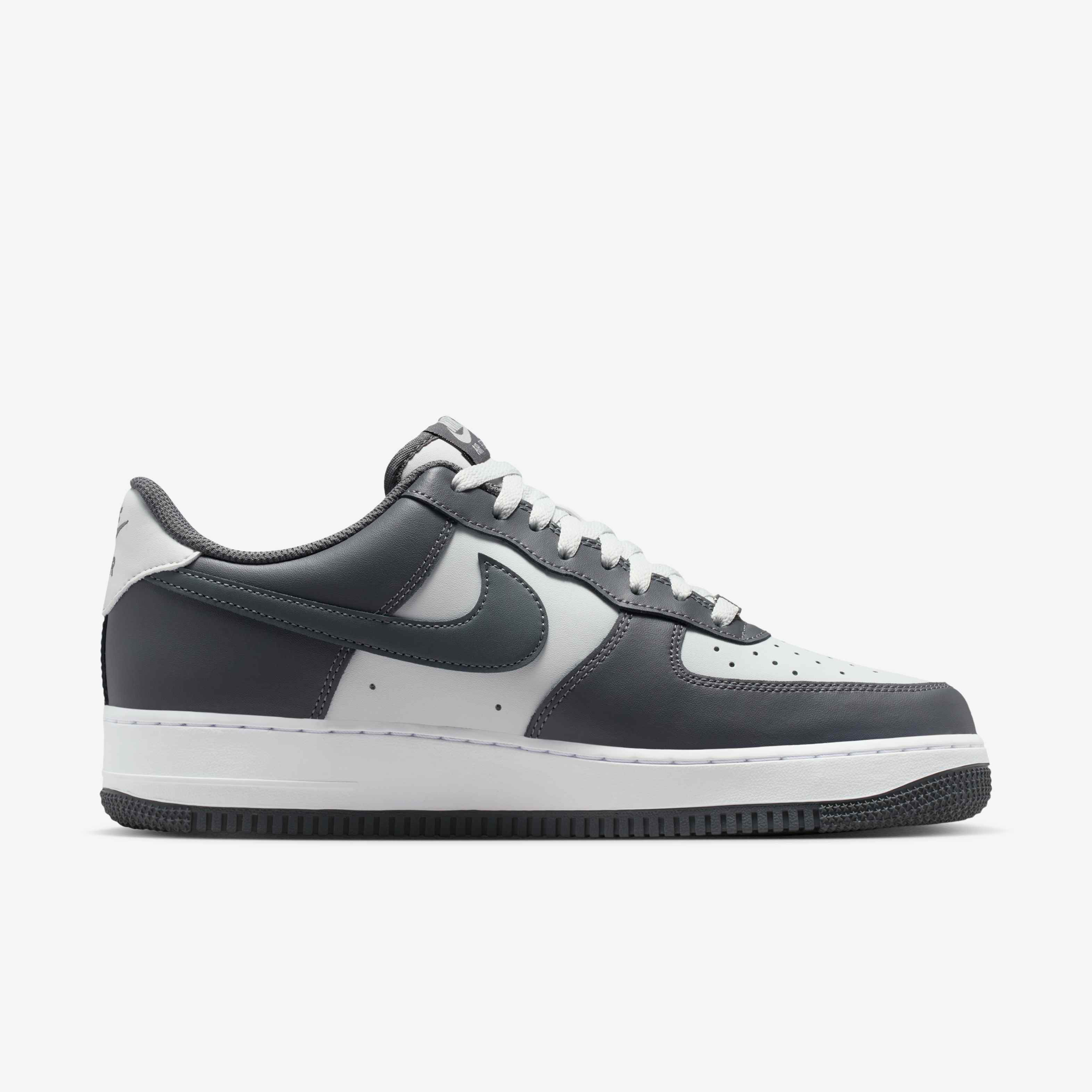 Nike Air Force 1 '07 image number 2