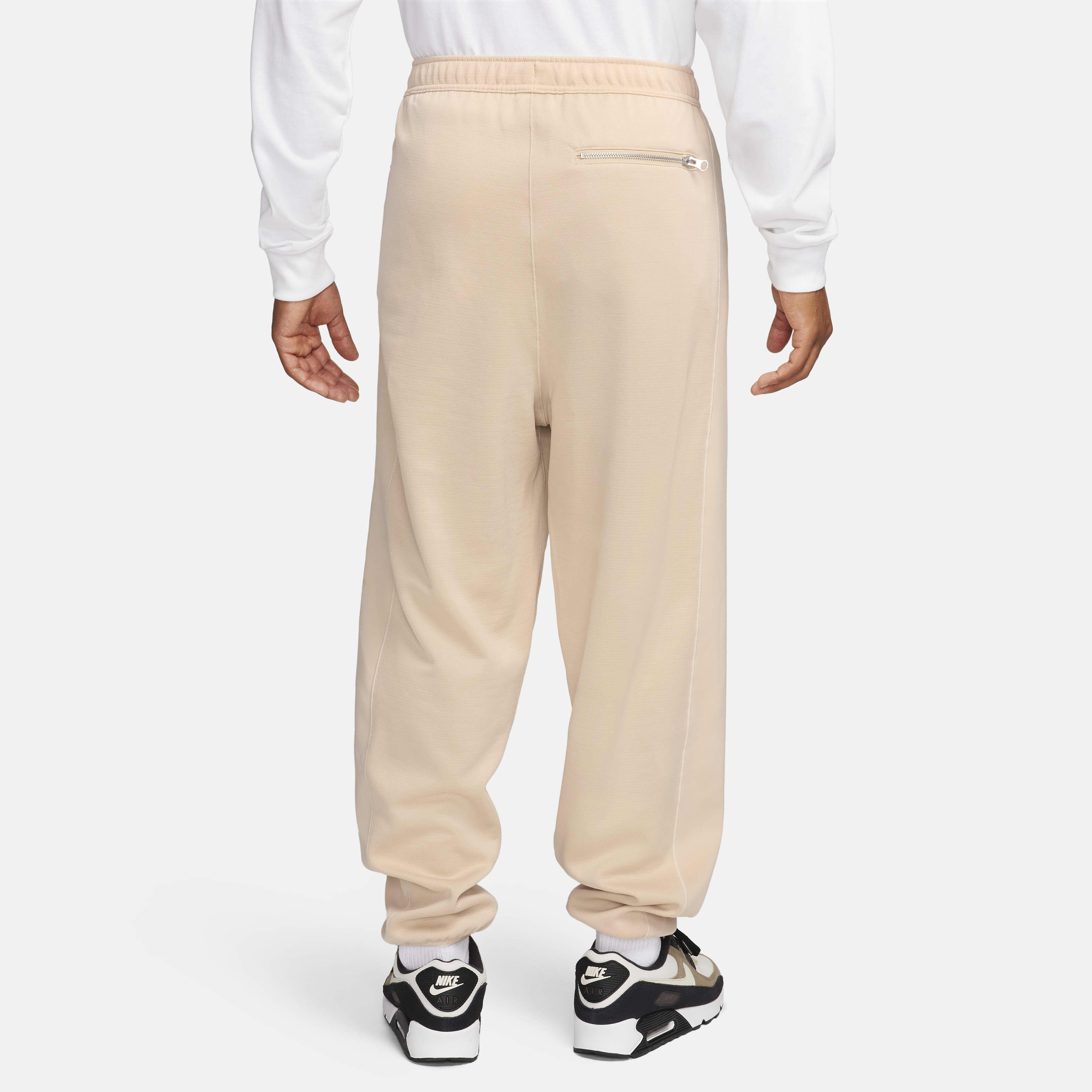 نايكي سبورتسوير image number 1