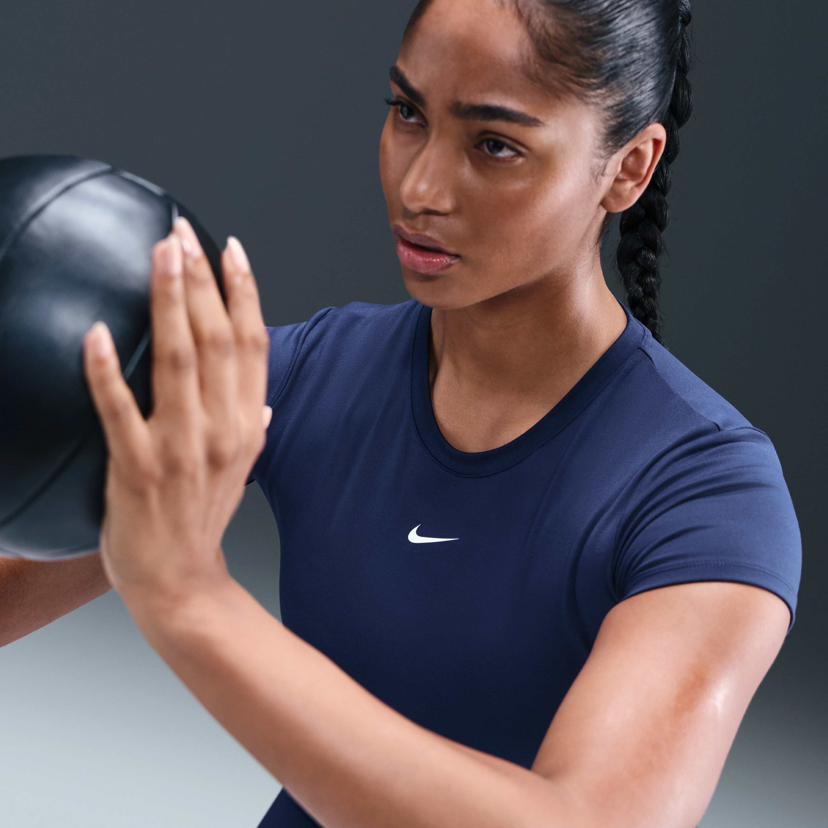 Nike One image number 2