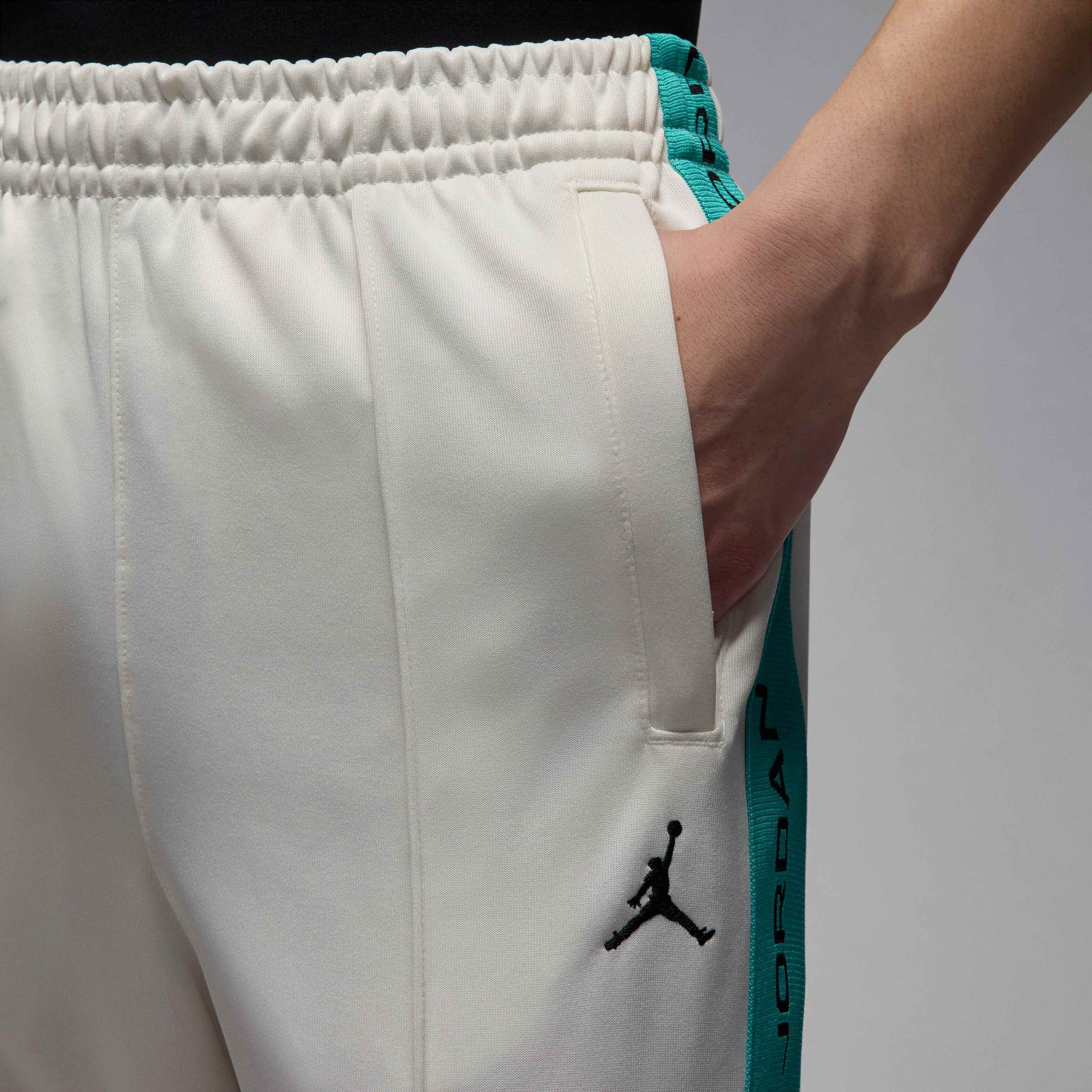 جوردن ايسنشالز image number 3