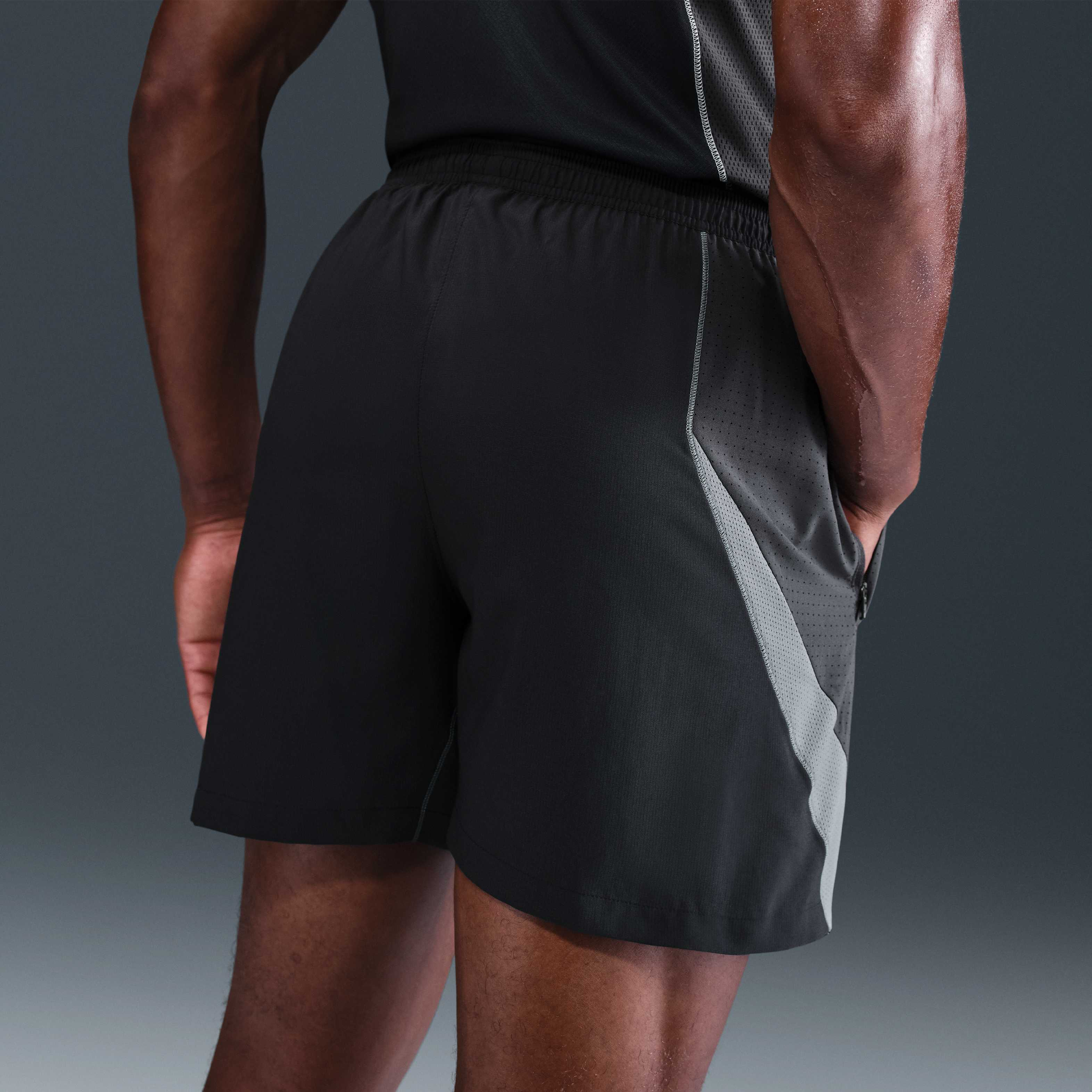 Nike Strike+ image number 2