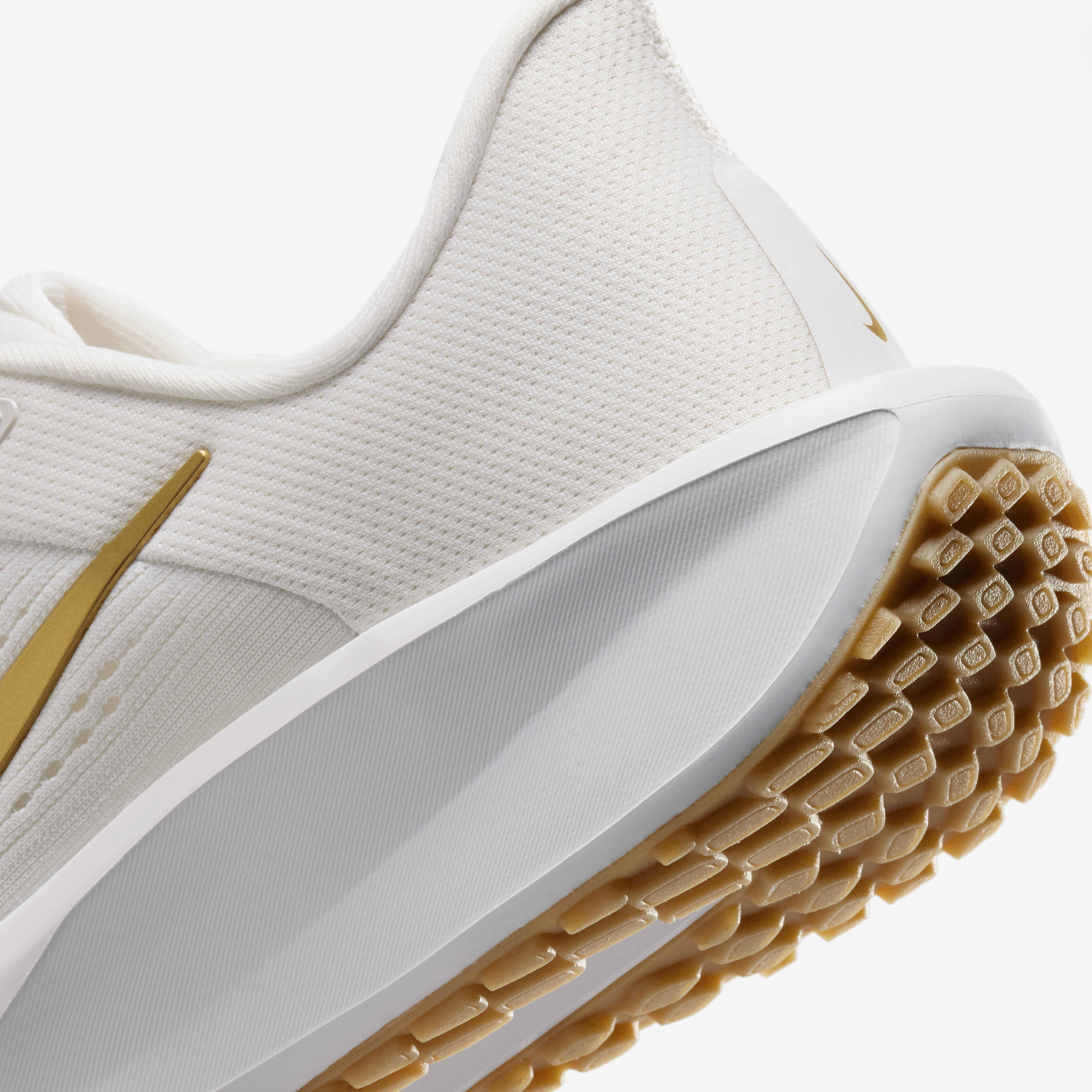 Buy Nike Quest 6 Women s Road Running Shoes Nike Qatar Official