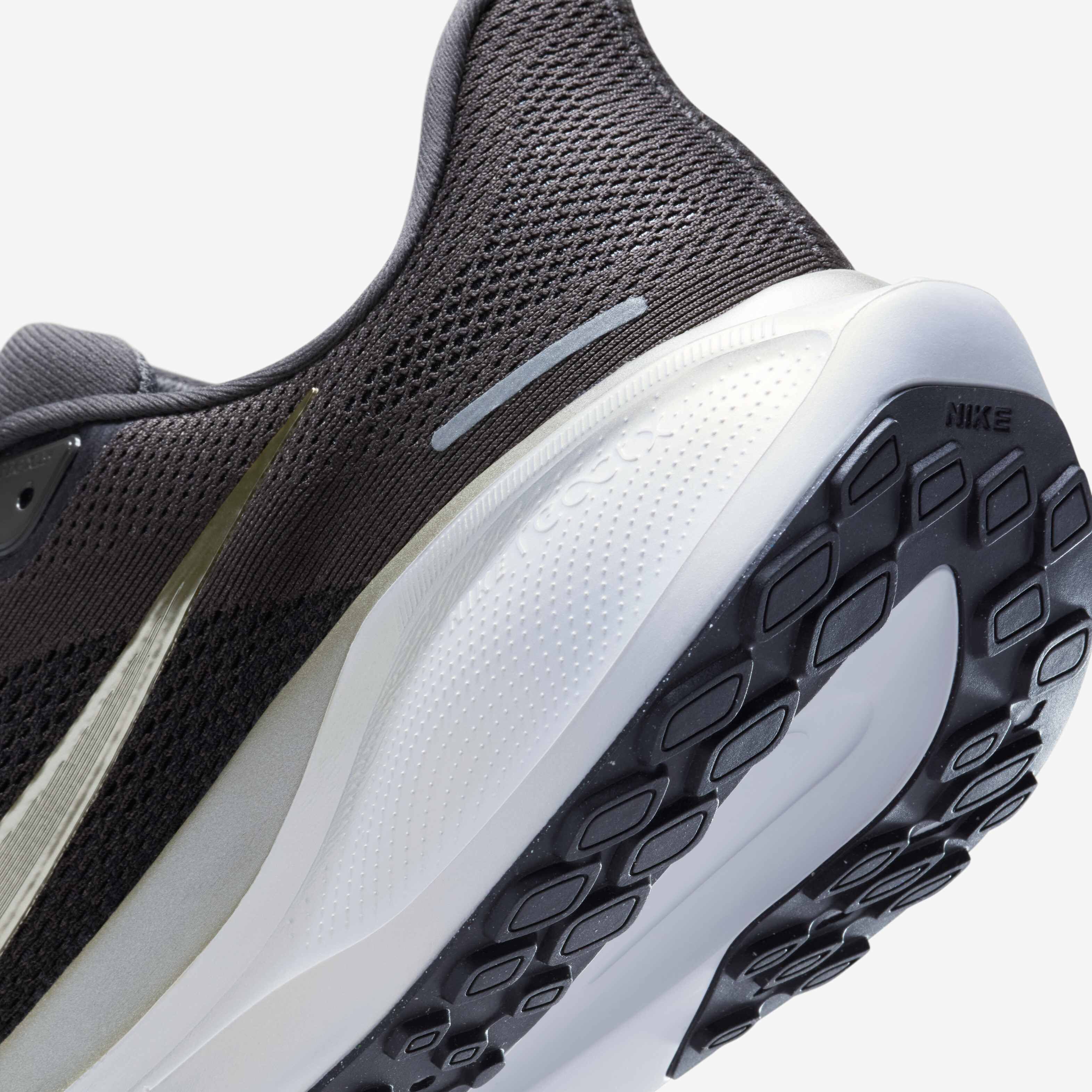 نايكي فيكتوري 2 'جاكوب إنجبريجتسين' image number 7