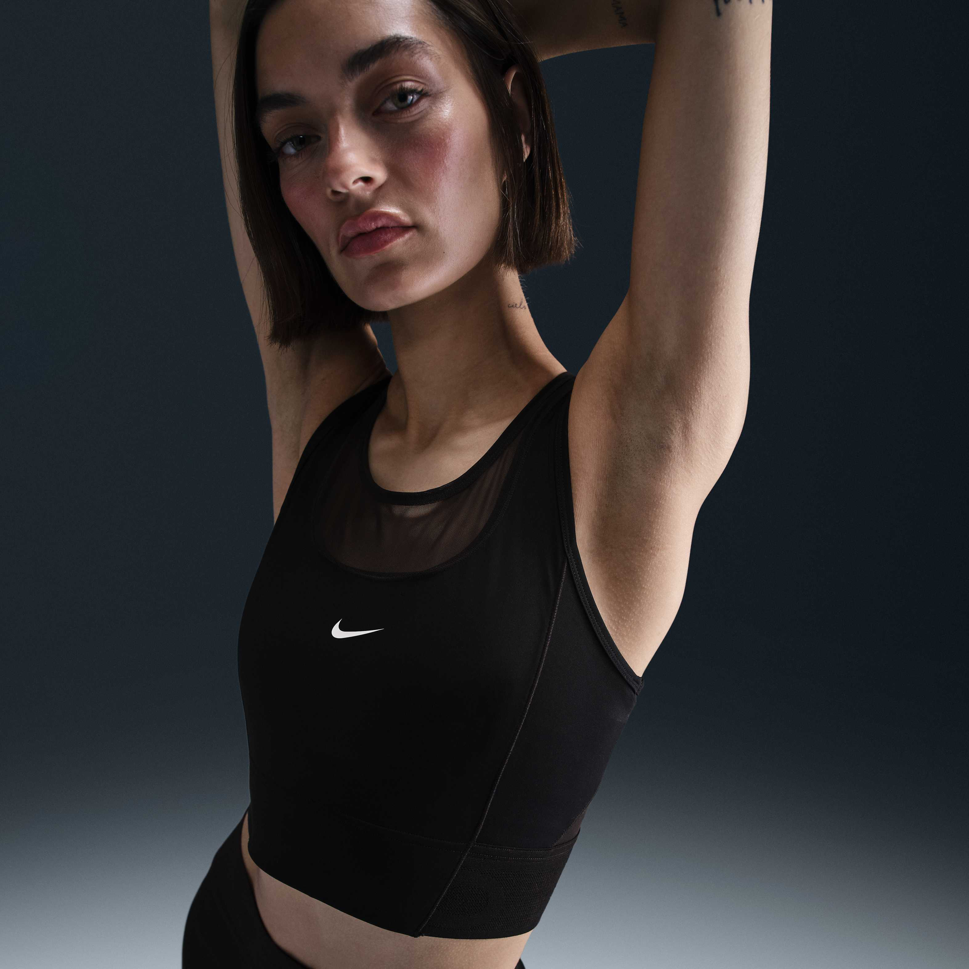Nike Pro image number 0