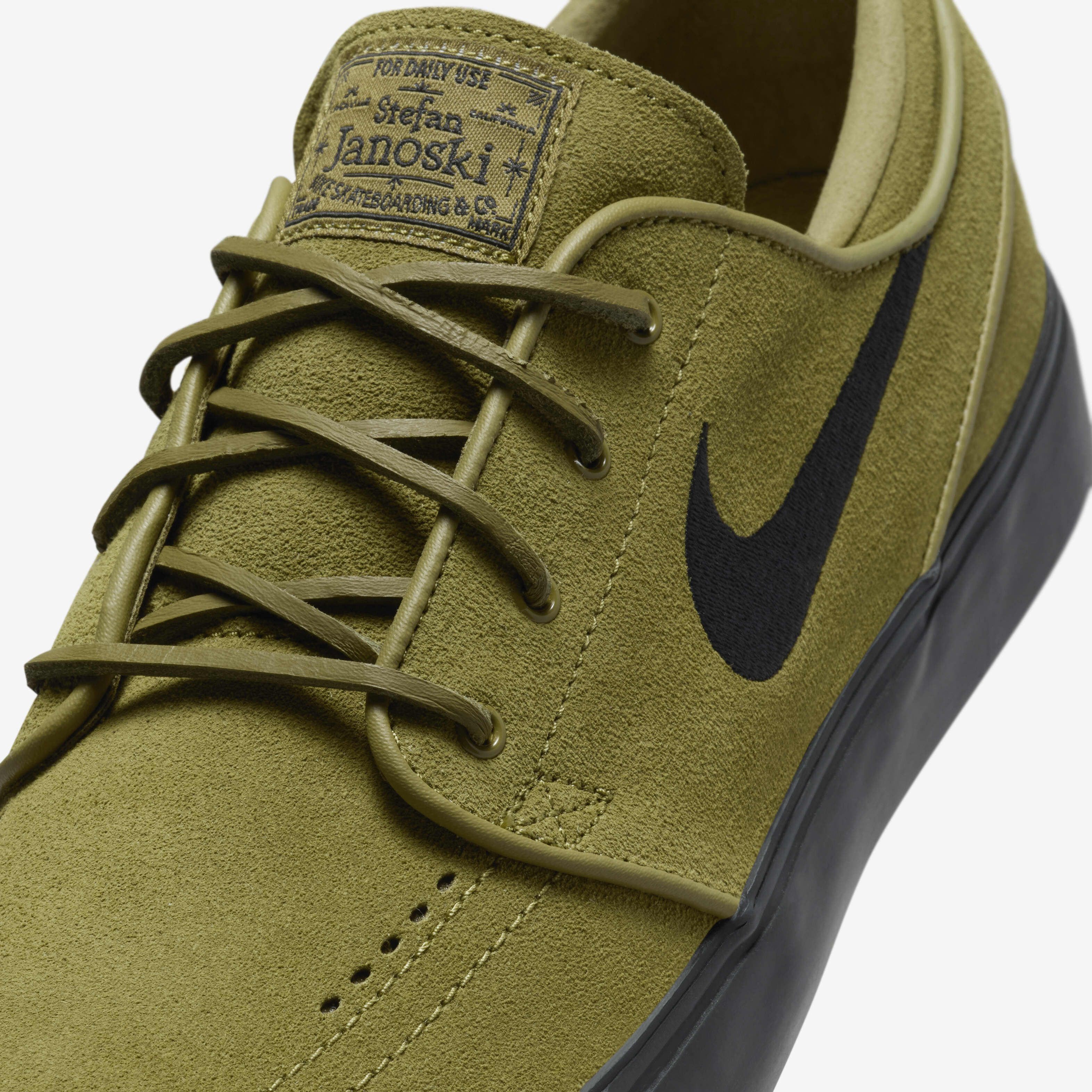 Buy Nike SB Zoom Janoski OG Skate Shoes Nike Qatar Official