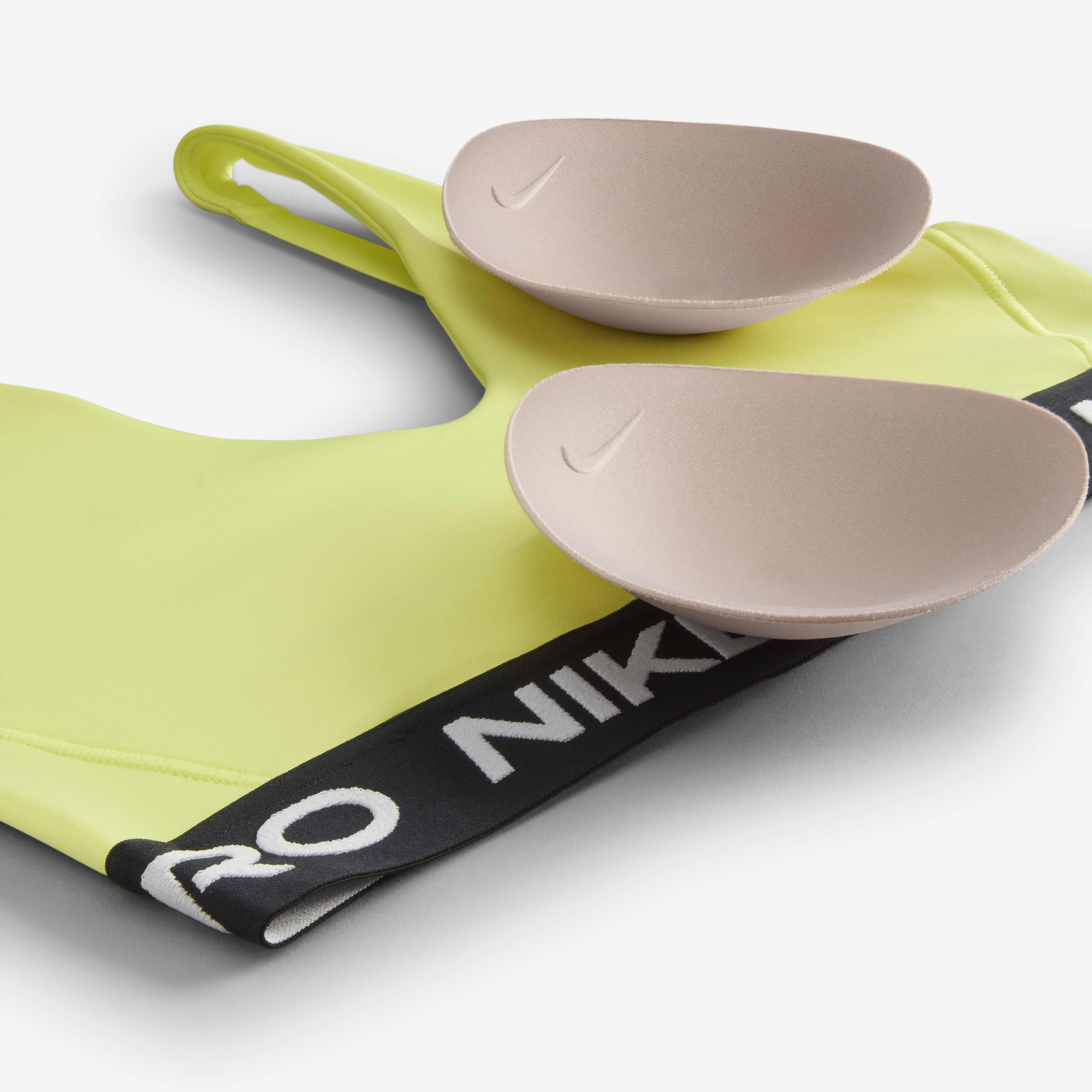 Nike Pro Indy Plunge image number 3