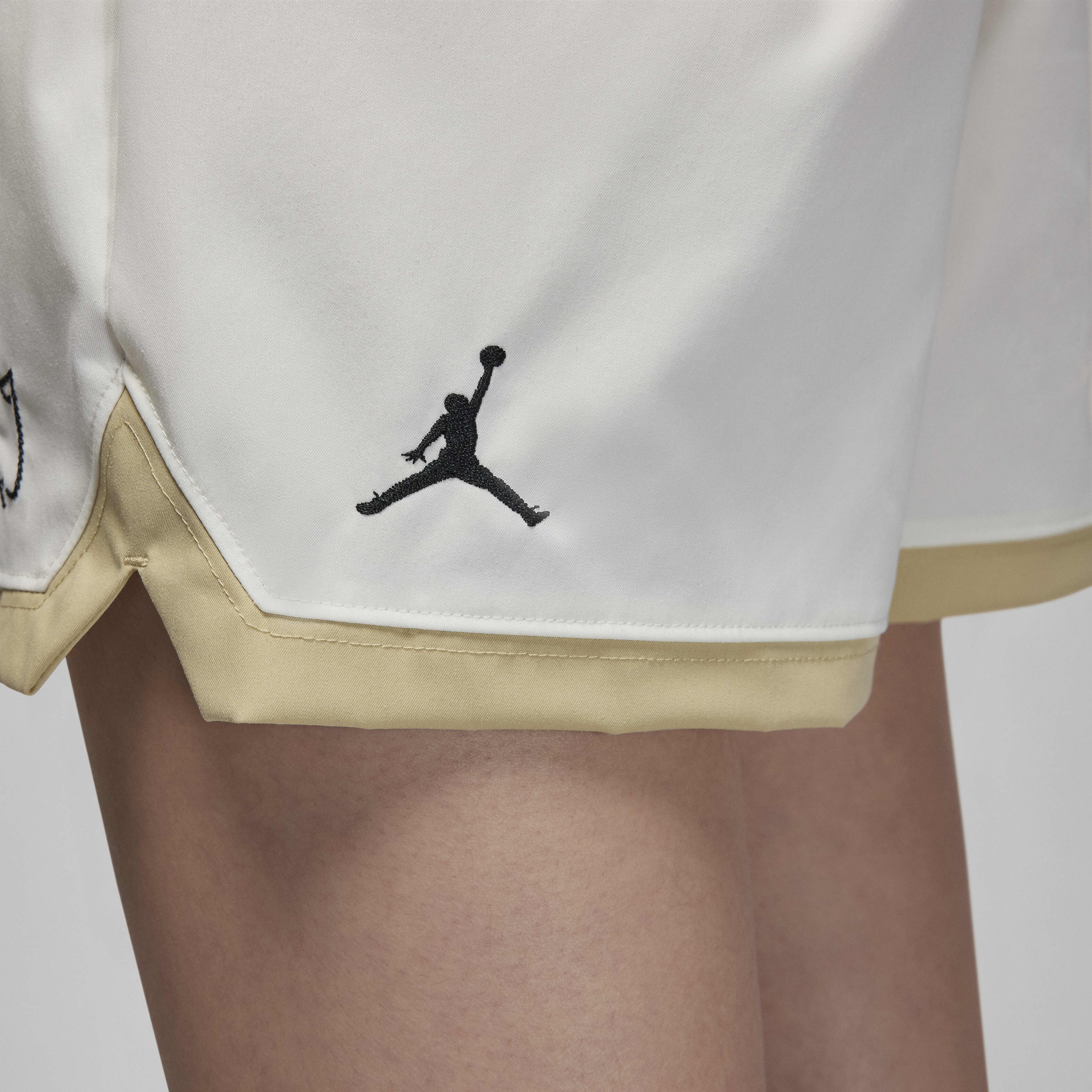 Jordan image number 5