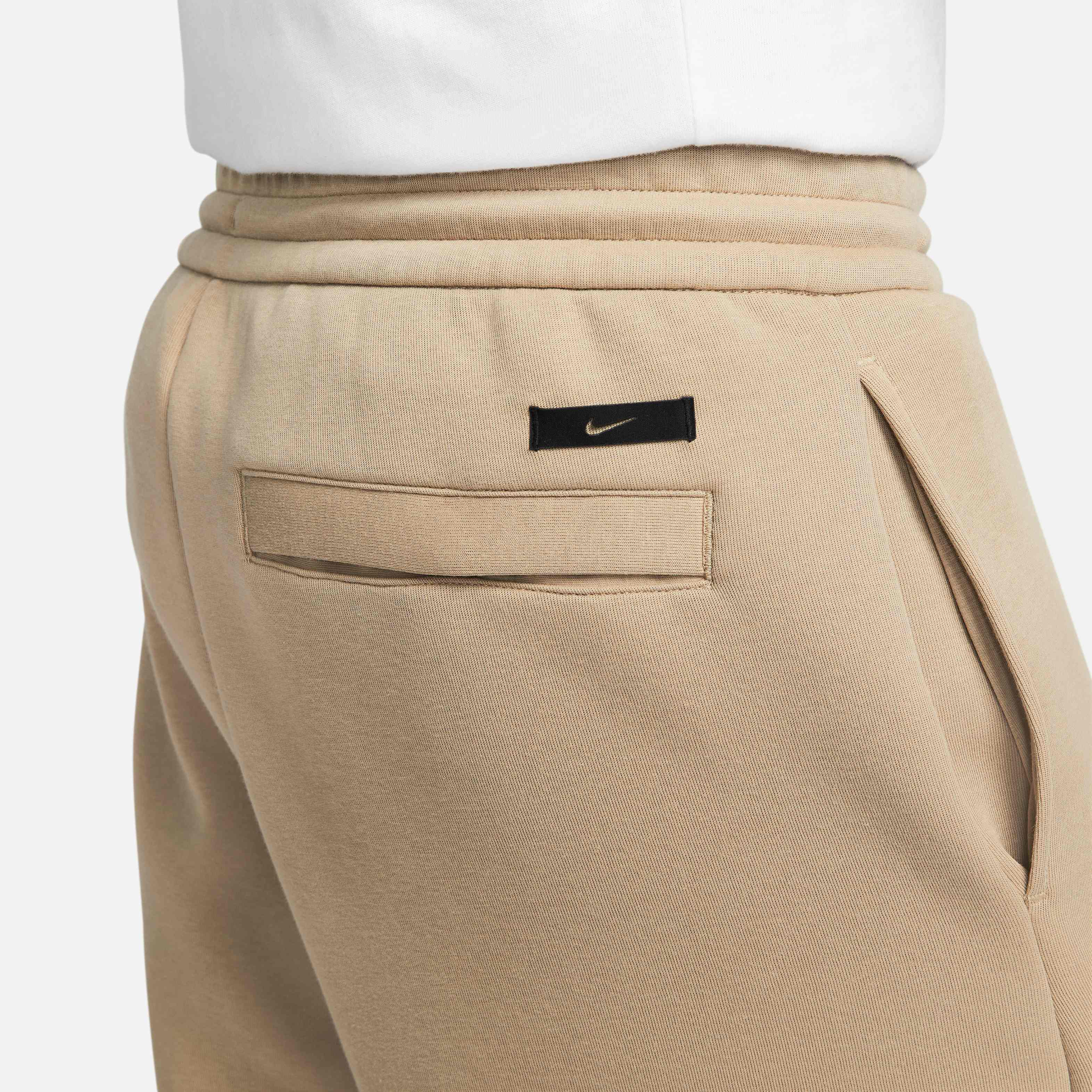 نايكي تك فليس ري-ايمادجيند image number 4