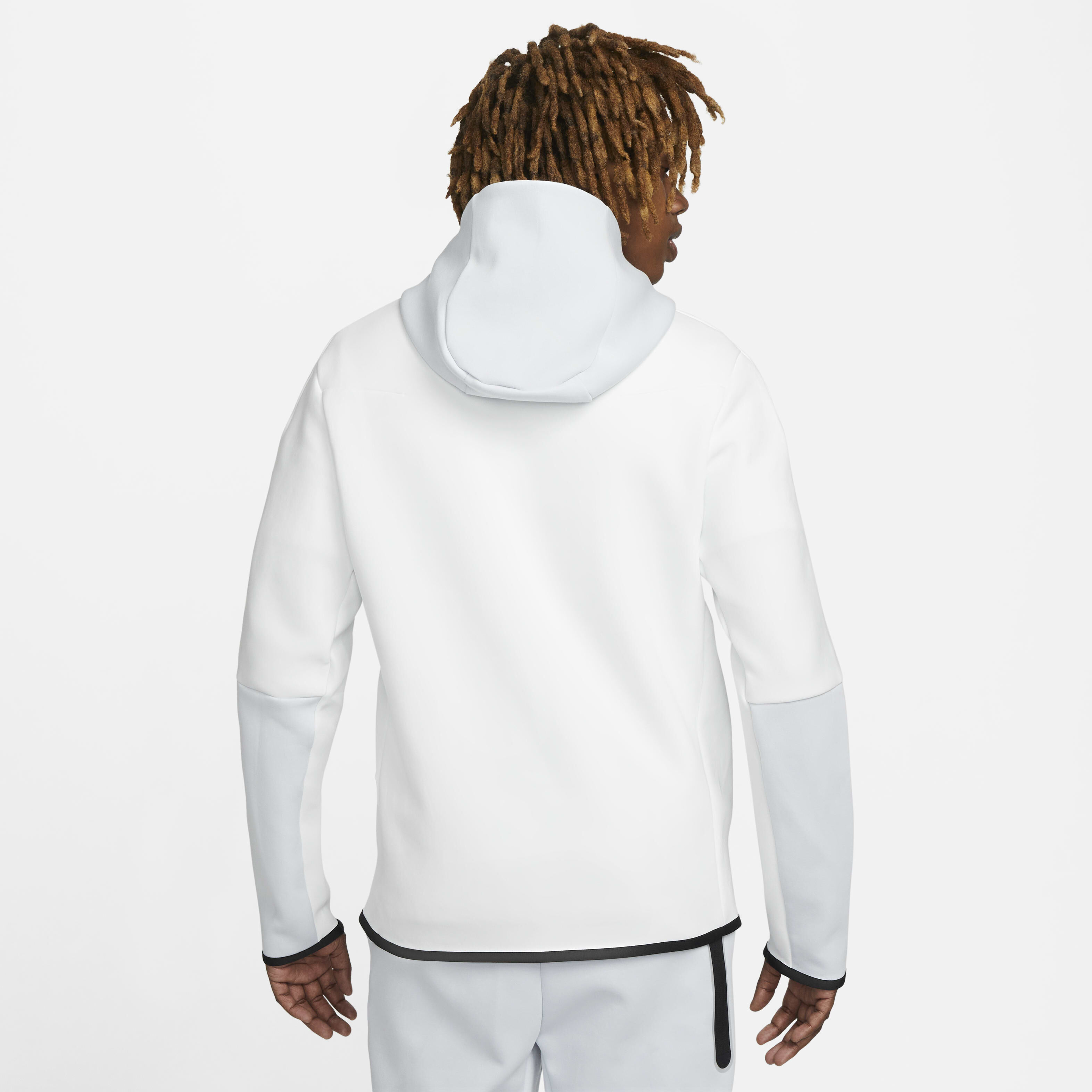 Nike Sportswear Tech Fleece image number 1