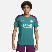 Paris Saint-Germain Strike Elite