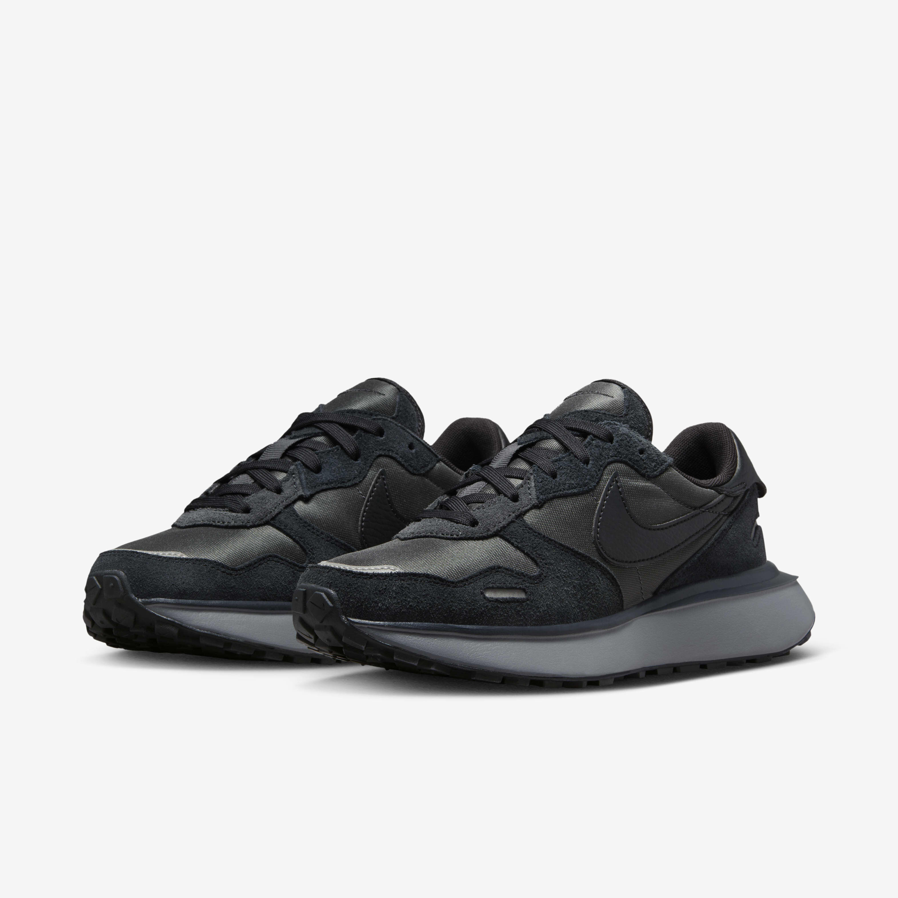 Nike Phoenix Waffle image number 4