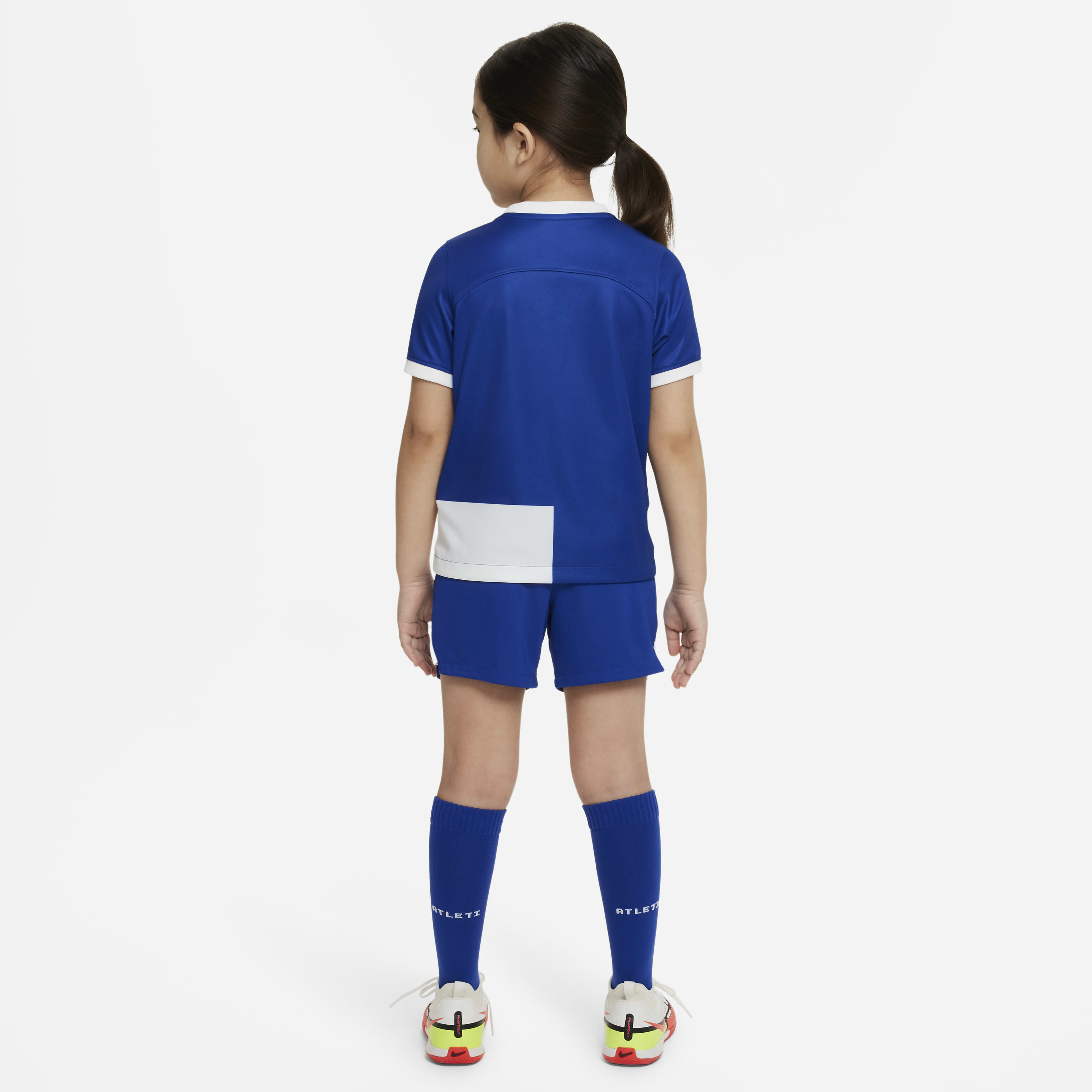 Atl&eacute;tico Madrid 2023/24 Away image number 1