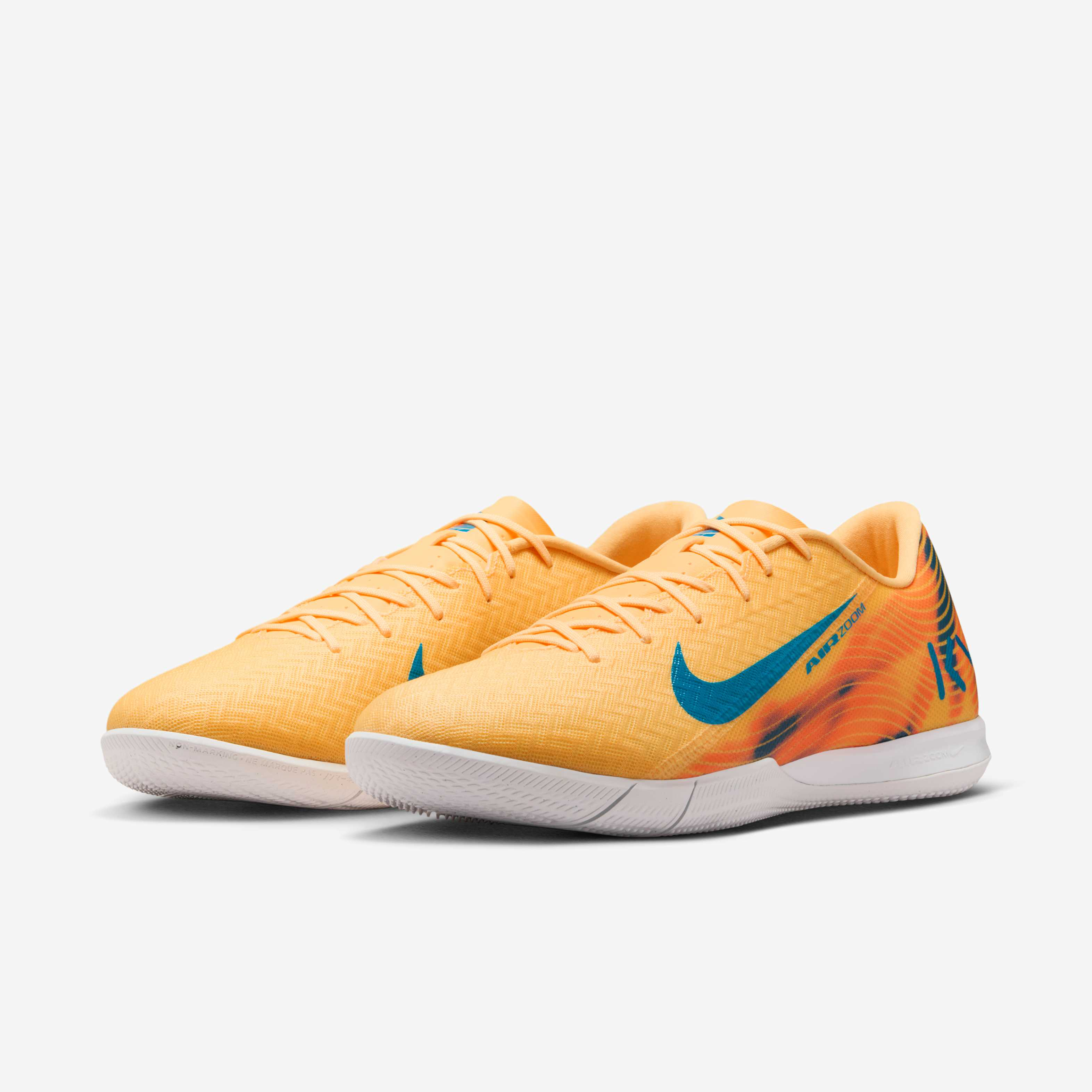 Nike Mercurial Vapor 16 Academy "Kylian Mbappe" image number 4