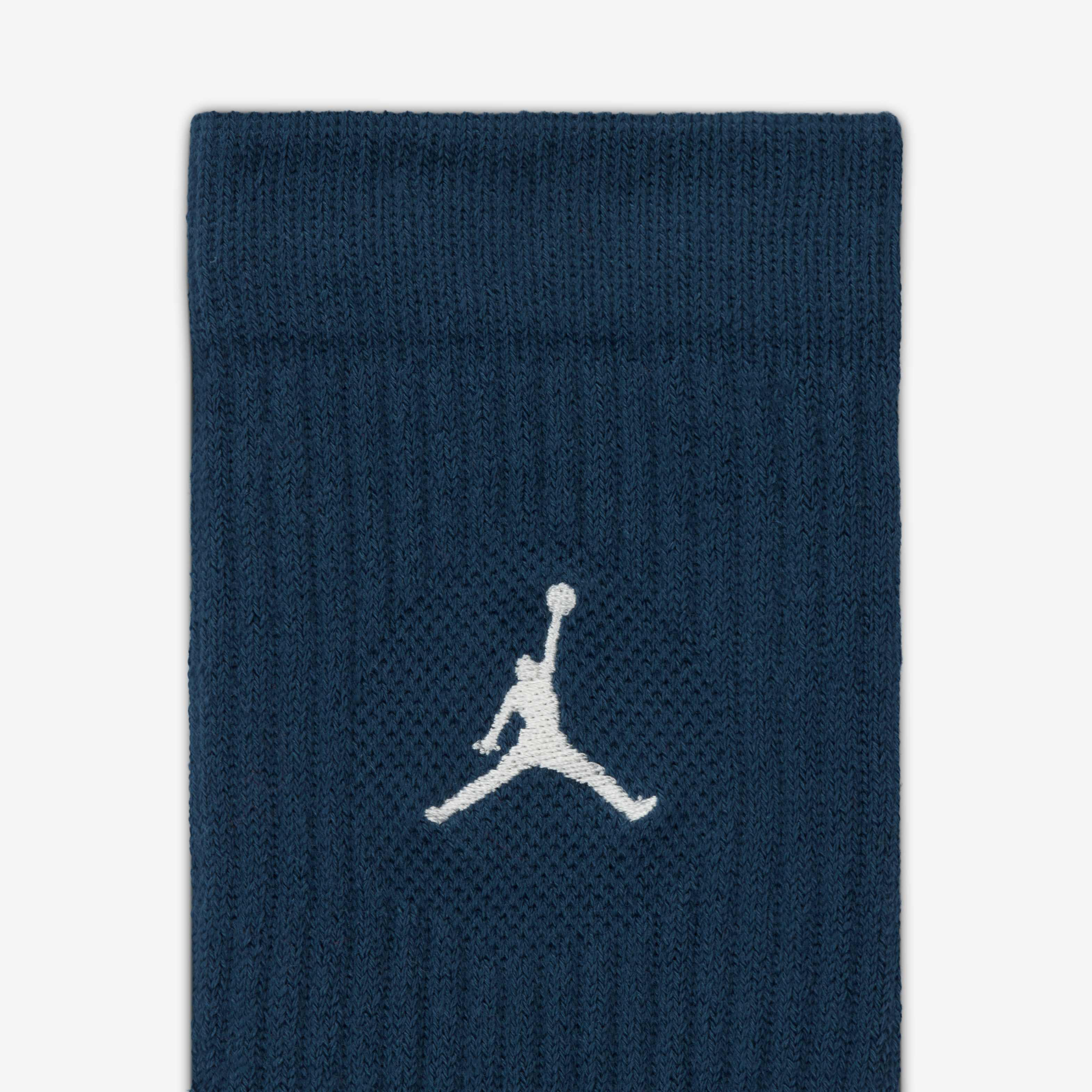 Jordan image number 3