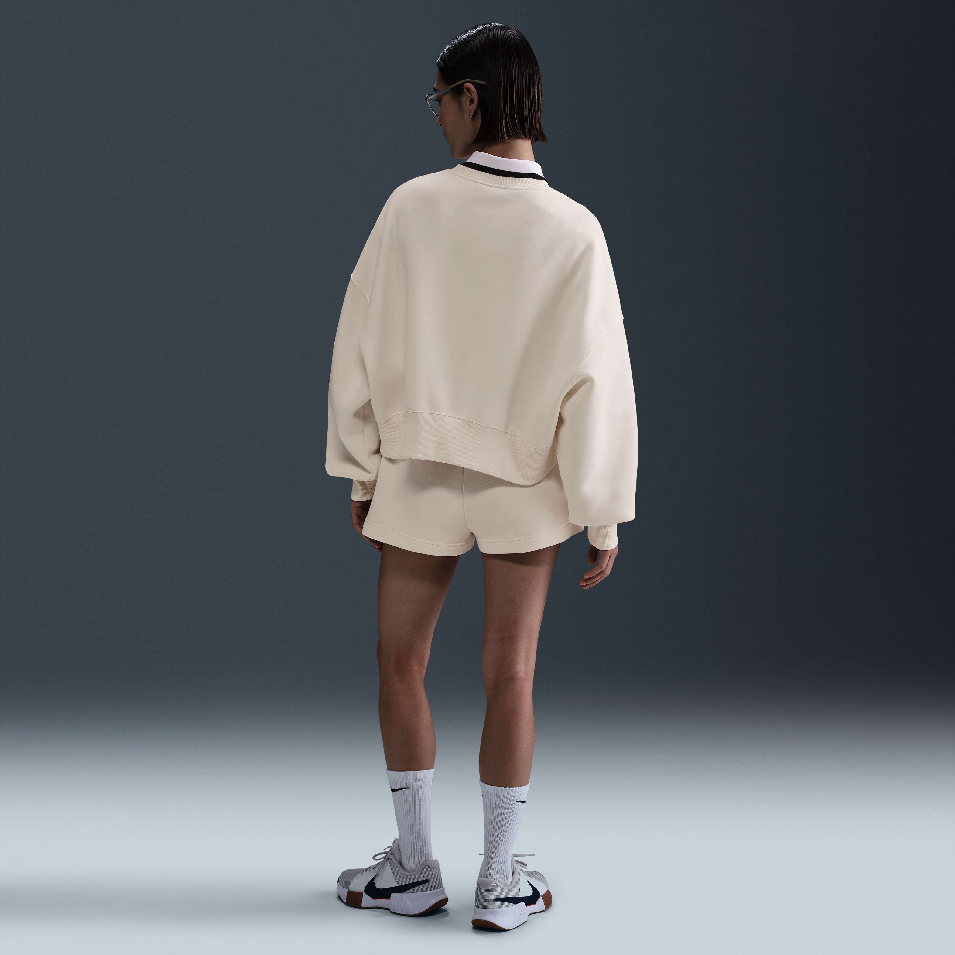 NikeCourt Phoenix Fleece image number 3