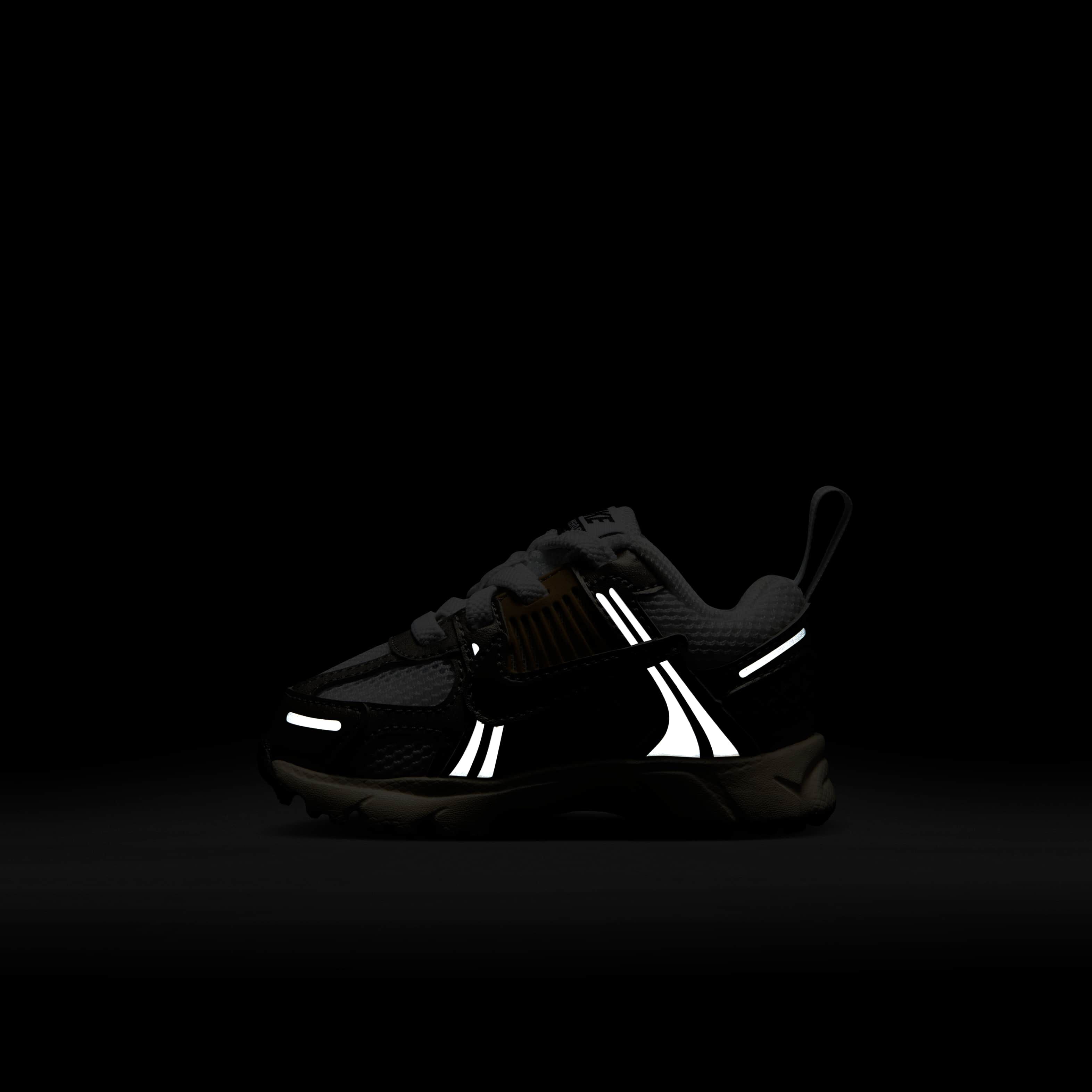 نايكي فوميرو 5 image number 10