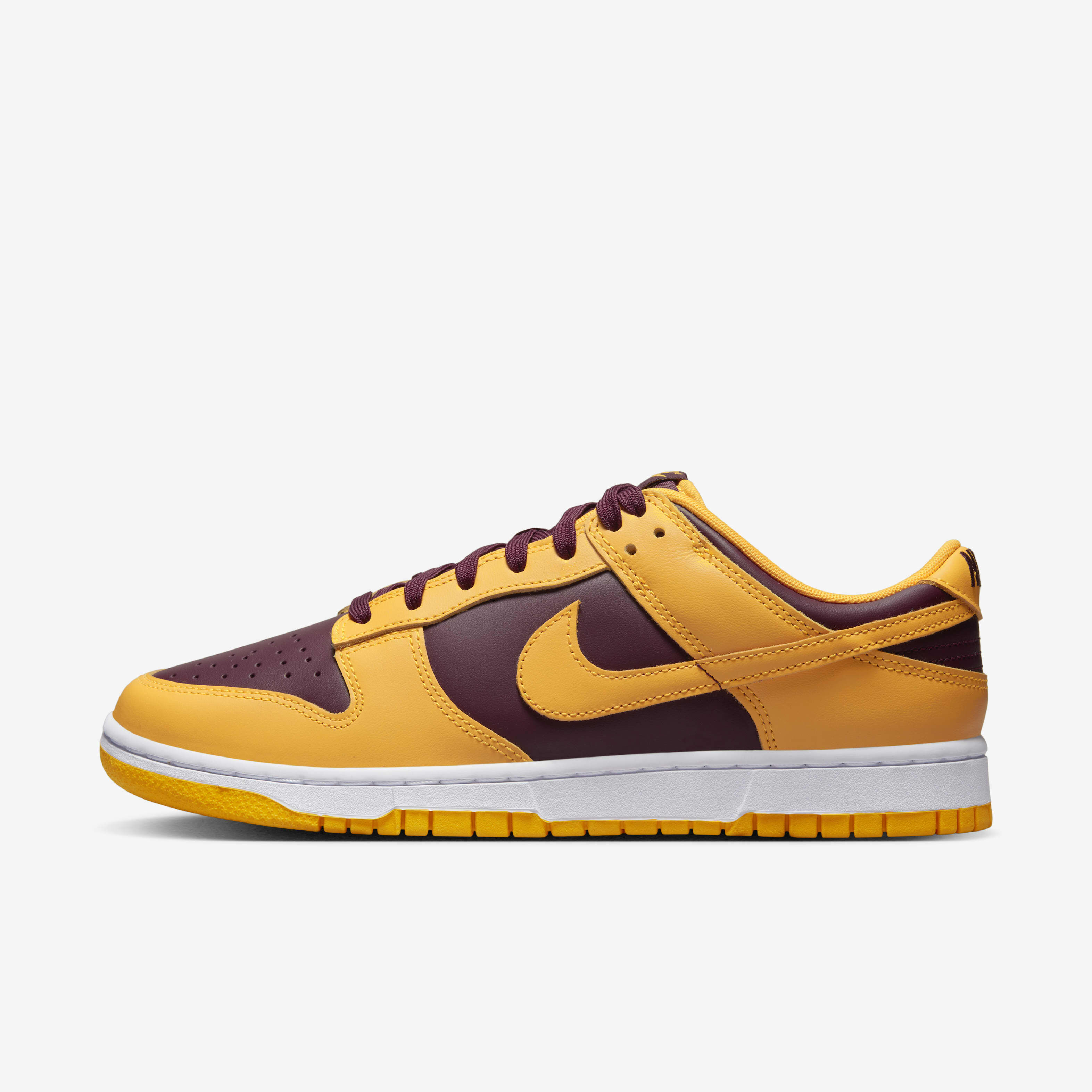 Nike Dunk Low Retro image number 0